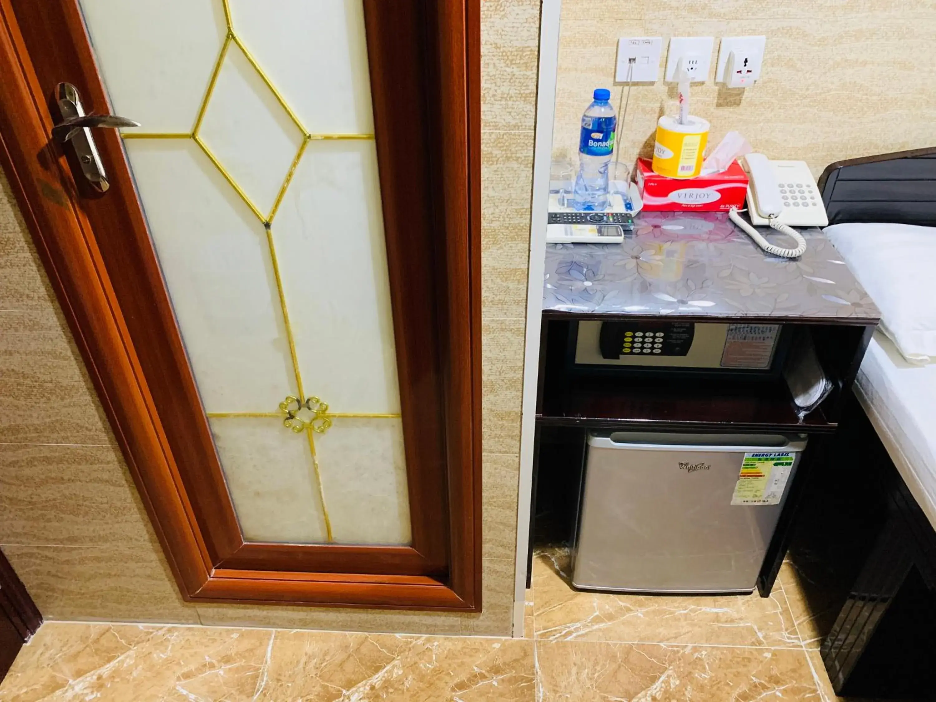 Other in Sleep Inn Other in Sleep Inn