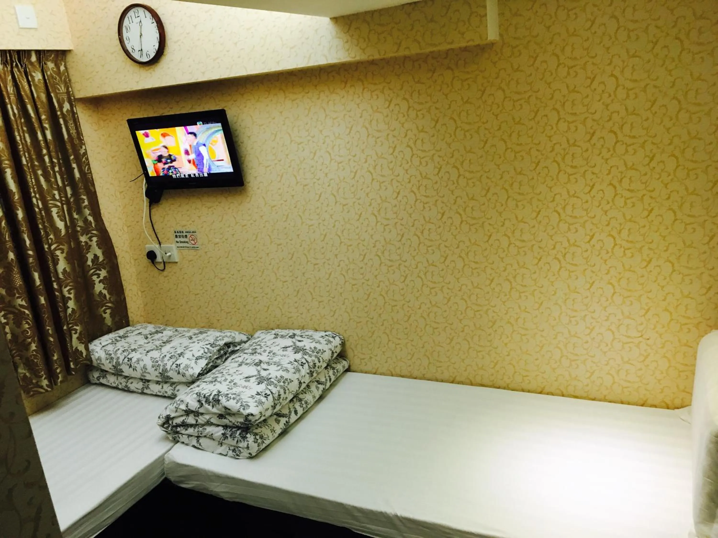 Other, Bed in Sleep Inn