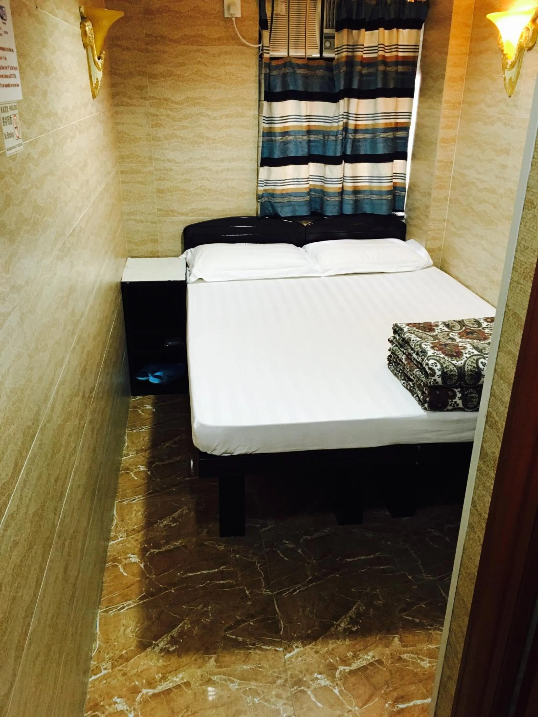 Photo of the whole room, Bed in Sleep Inn