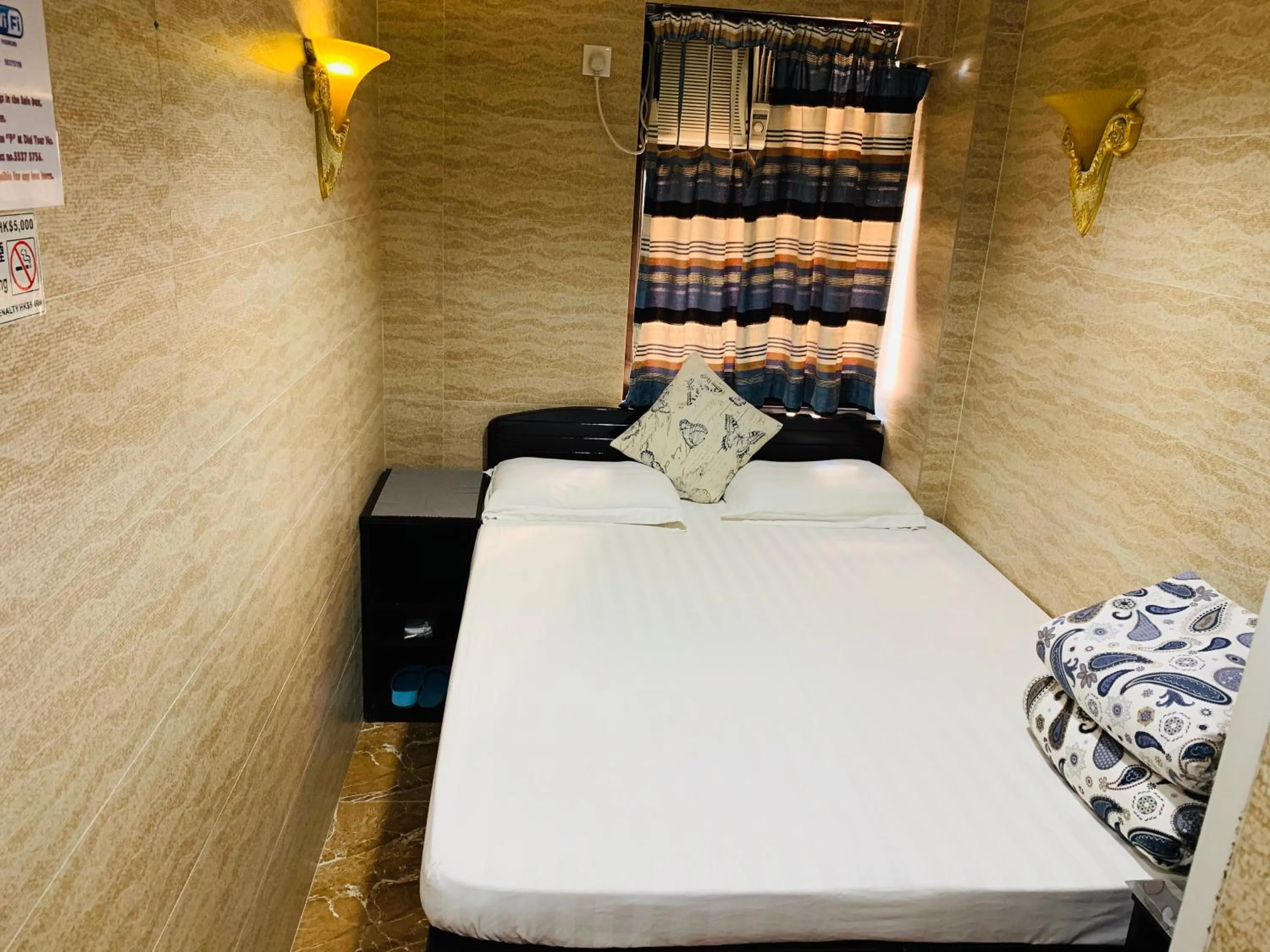 Photo of the whole room, Bed in Sleep Inn