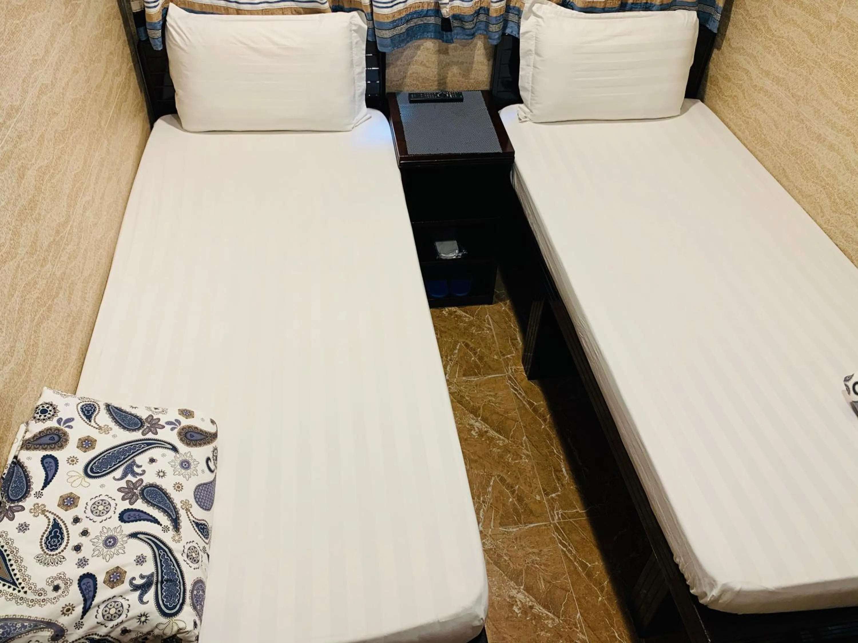 Photo of the whole room, Bed in Sleep Inn