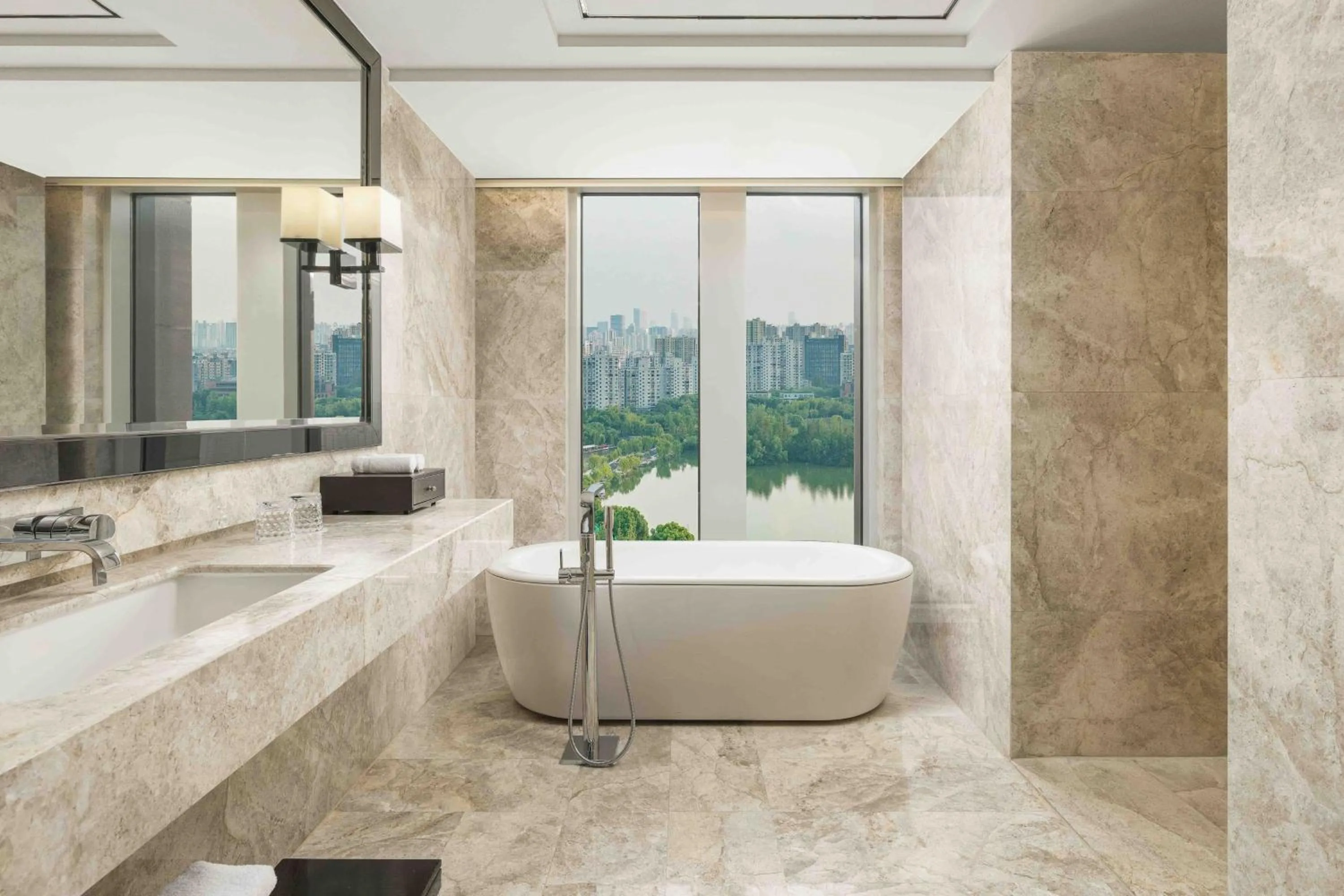 Bathroom in Shanghai Marriott Hotel Parkview