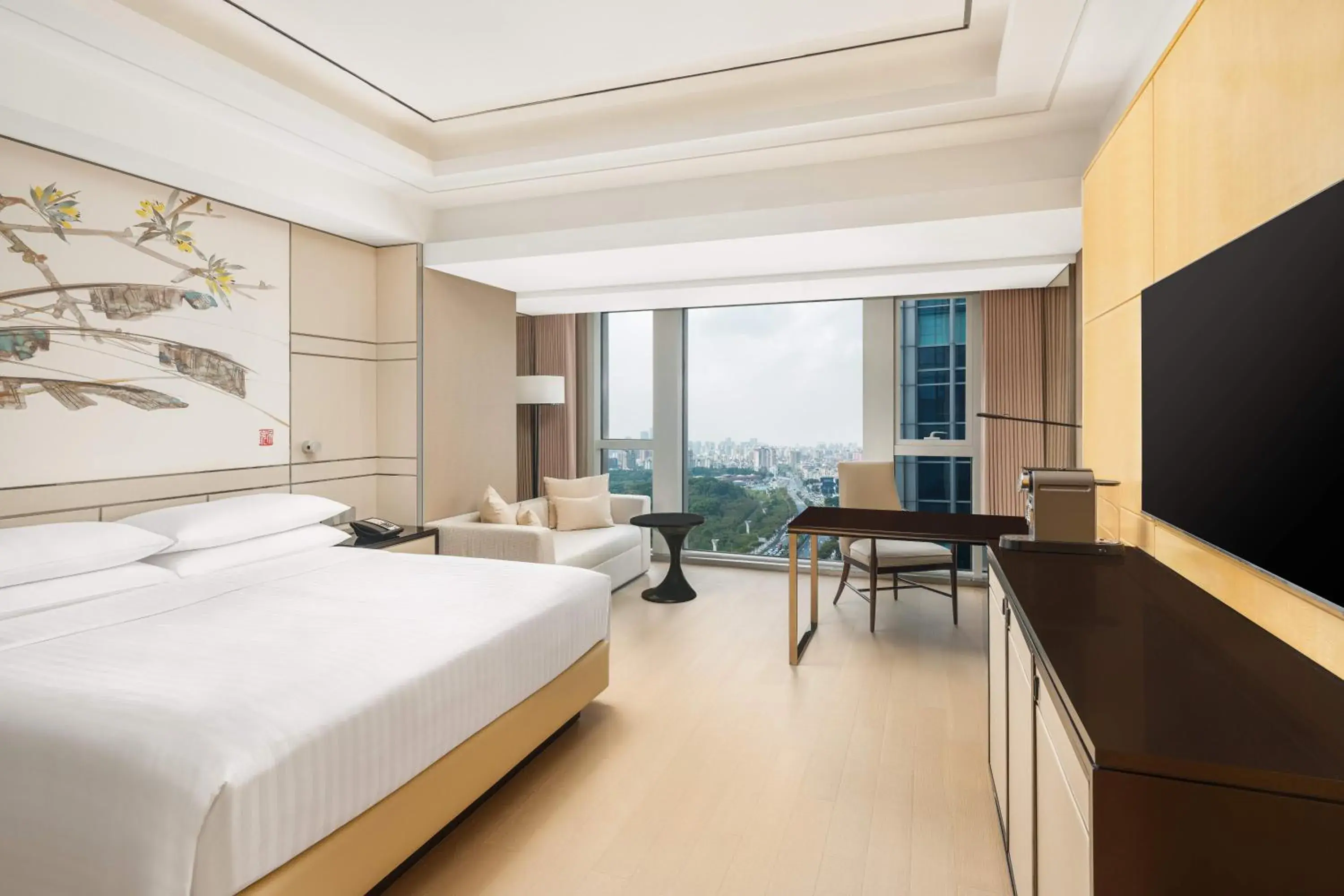 Executive King Room with Lounge Access in Shanghai Marriott Hotel Parkview Executive King Room with Lounge Access in Shanghai Marriott Hotel Parkview