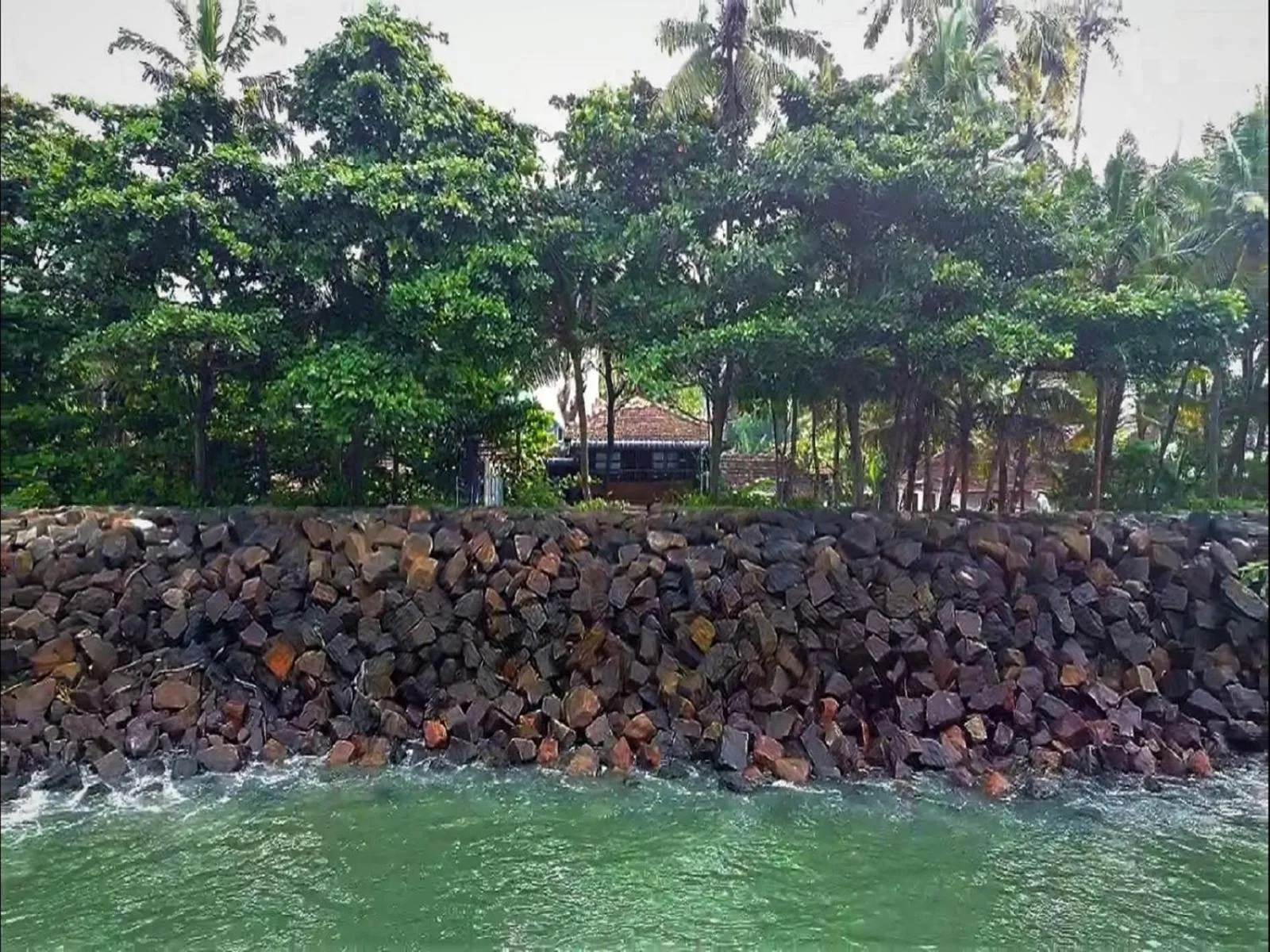Sea Hut Homestay