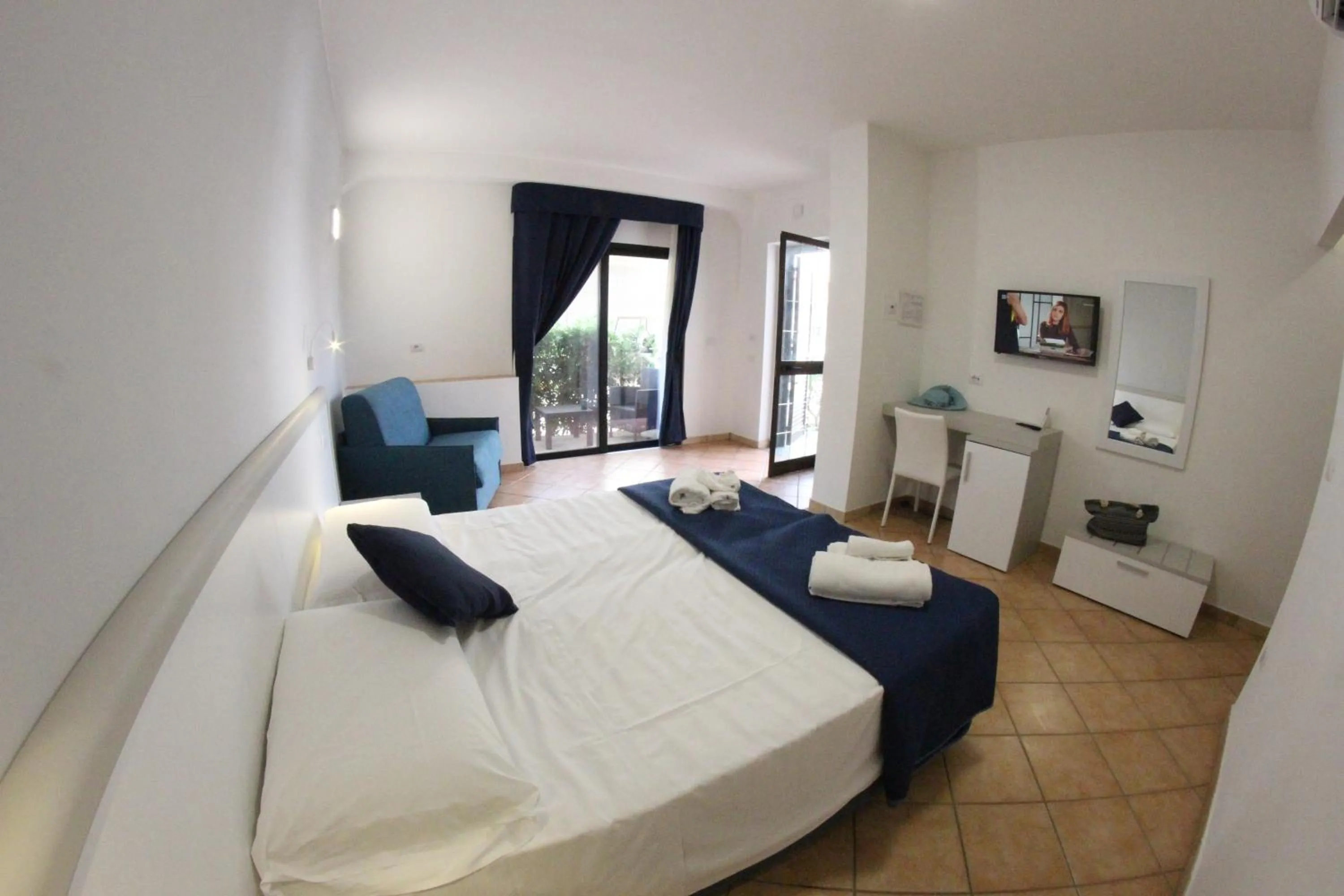 Bedroom, Bed in Residence Hotel La Taverna