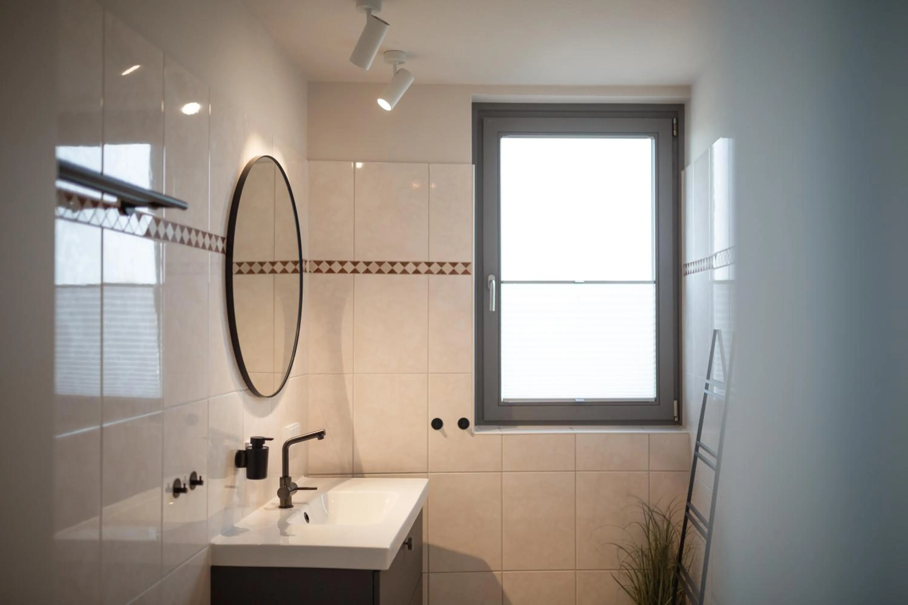 Bheaven I Sea Pilot Premium Apartment