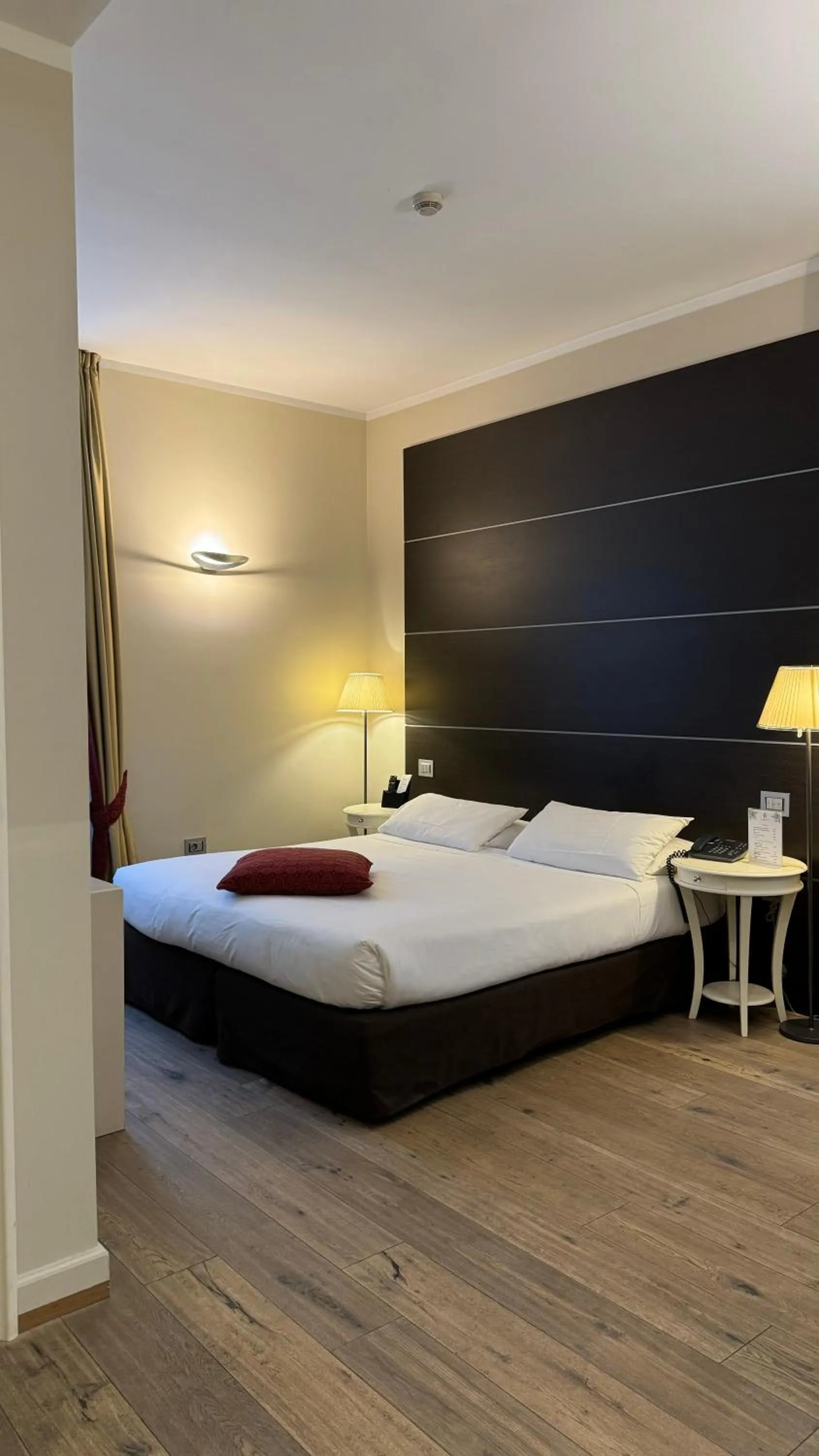 Photo of the whole room, Bed in TownHouse 33