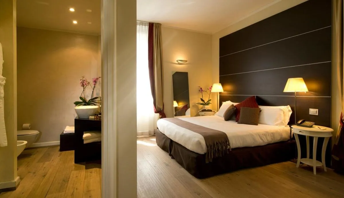 Bedroom, Bed in TownHouse 33