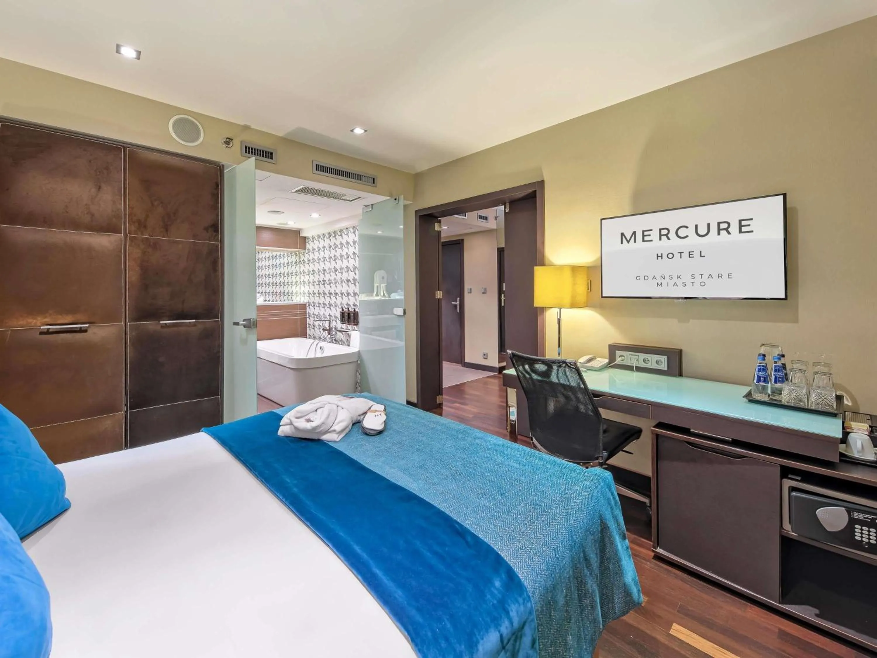 Bedroom, Bed in Mercure Gdańsk Stare Miasto