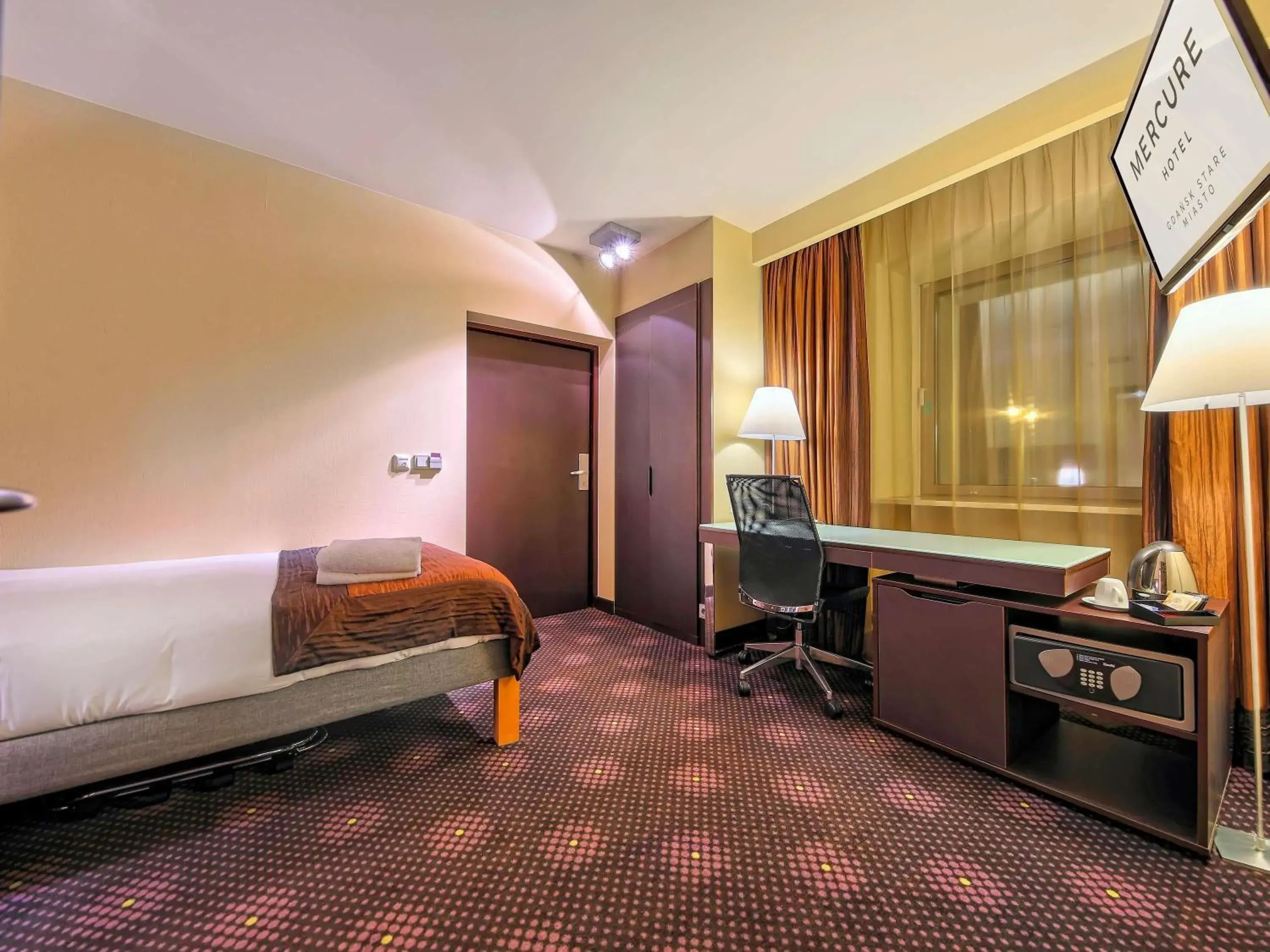 Bedroom, Bed in Mercure Gdańsk Stare Miasto Bedroom, Bed in Mercure Gdańsk Stare Miasto