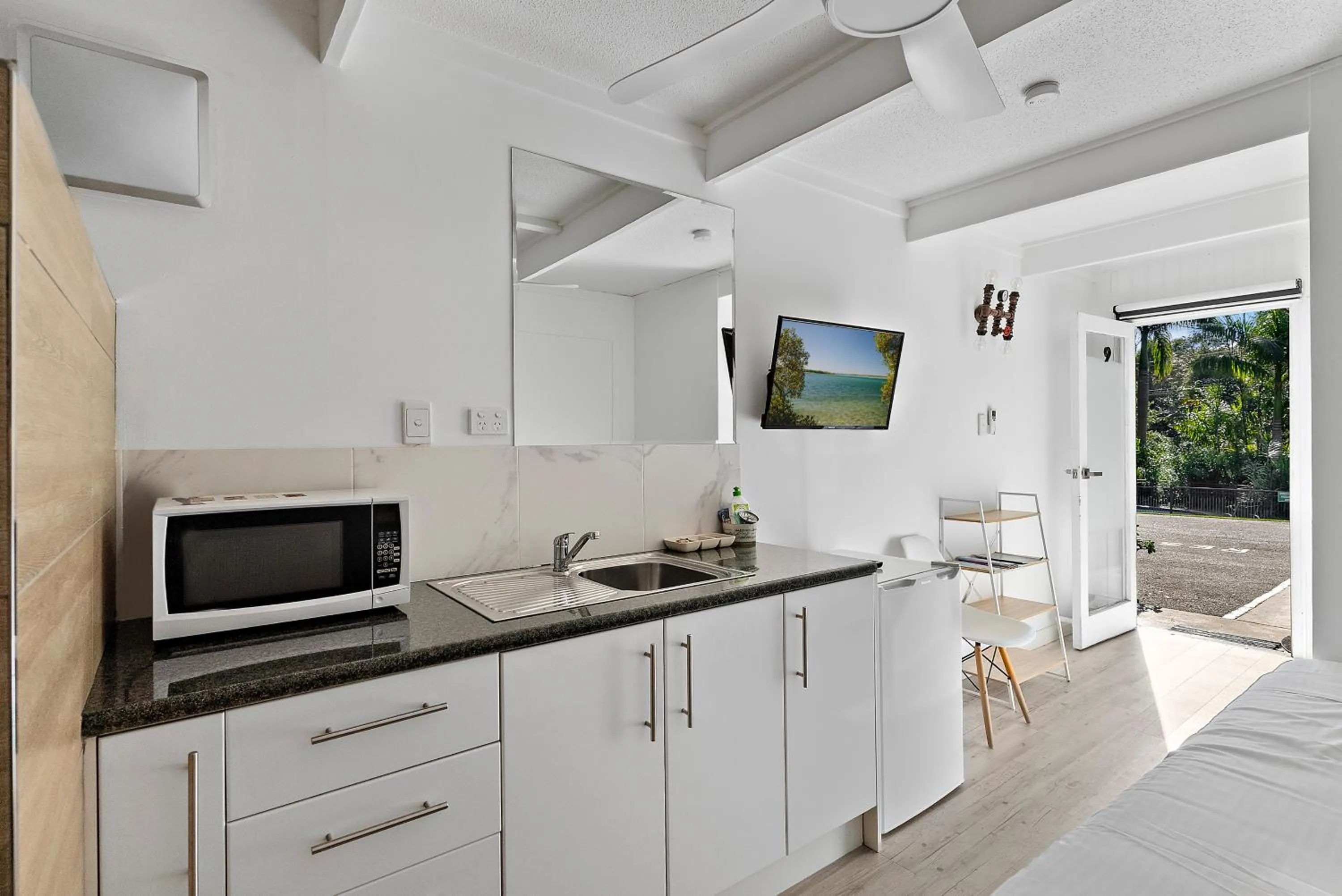 TV and multimedia in Buderim Fiesta Motel