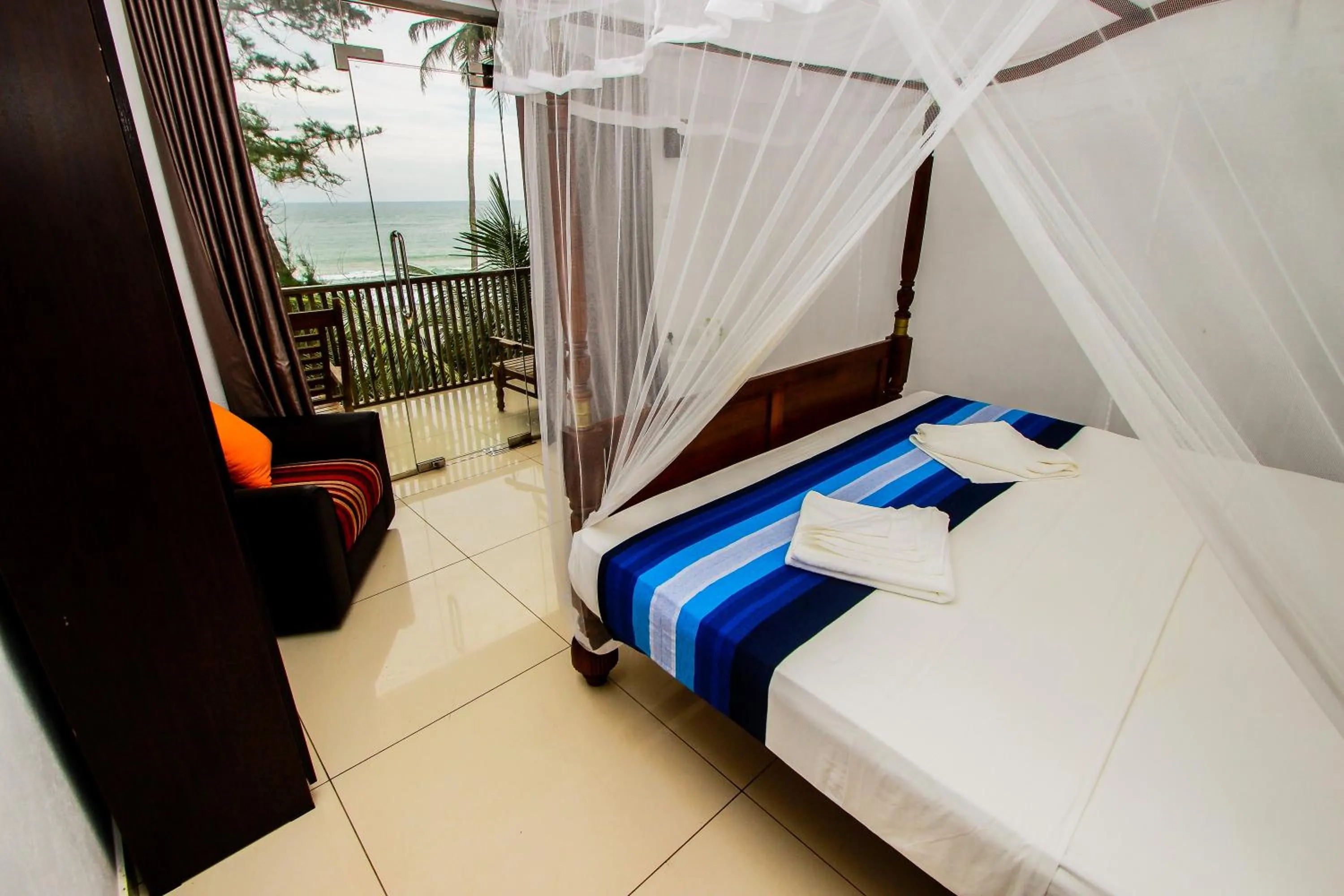 Bed in Dickwella Beach