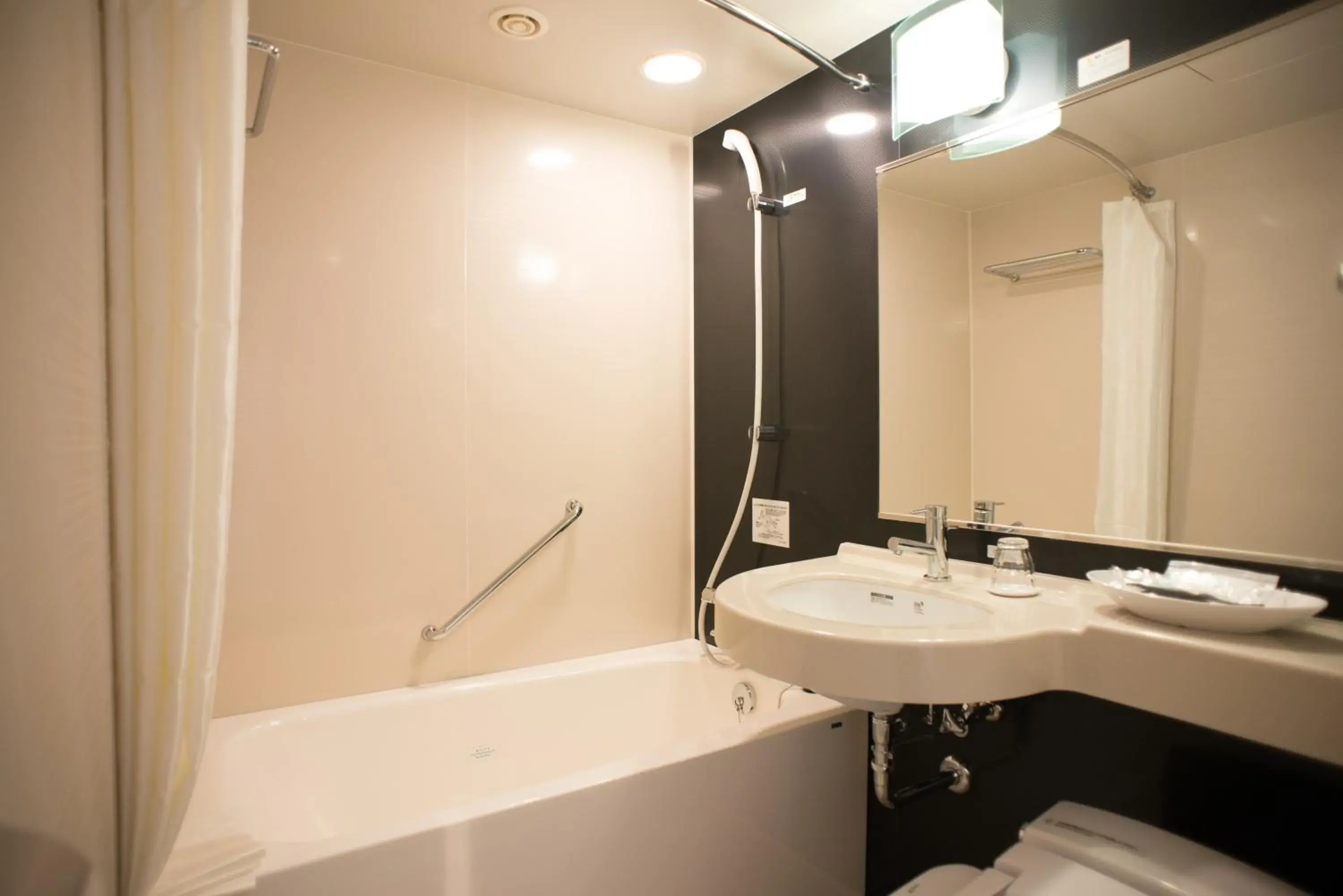 Single Room - Non-Smoking in Hotel The West Hills Mito Single Room - Non-Smoking in Hotel The West Hills Mito