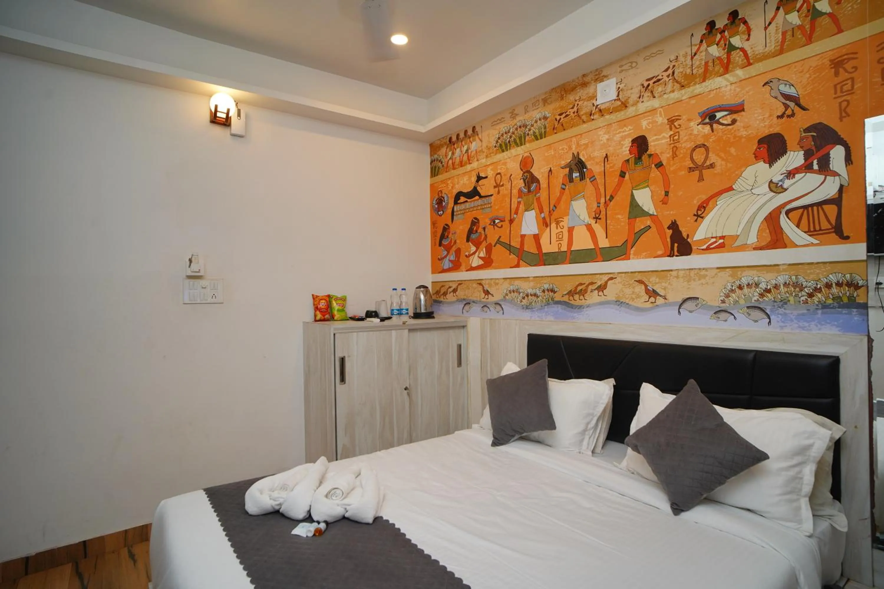 storage, Bed in Hotel Lake Bridge