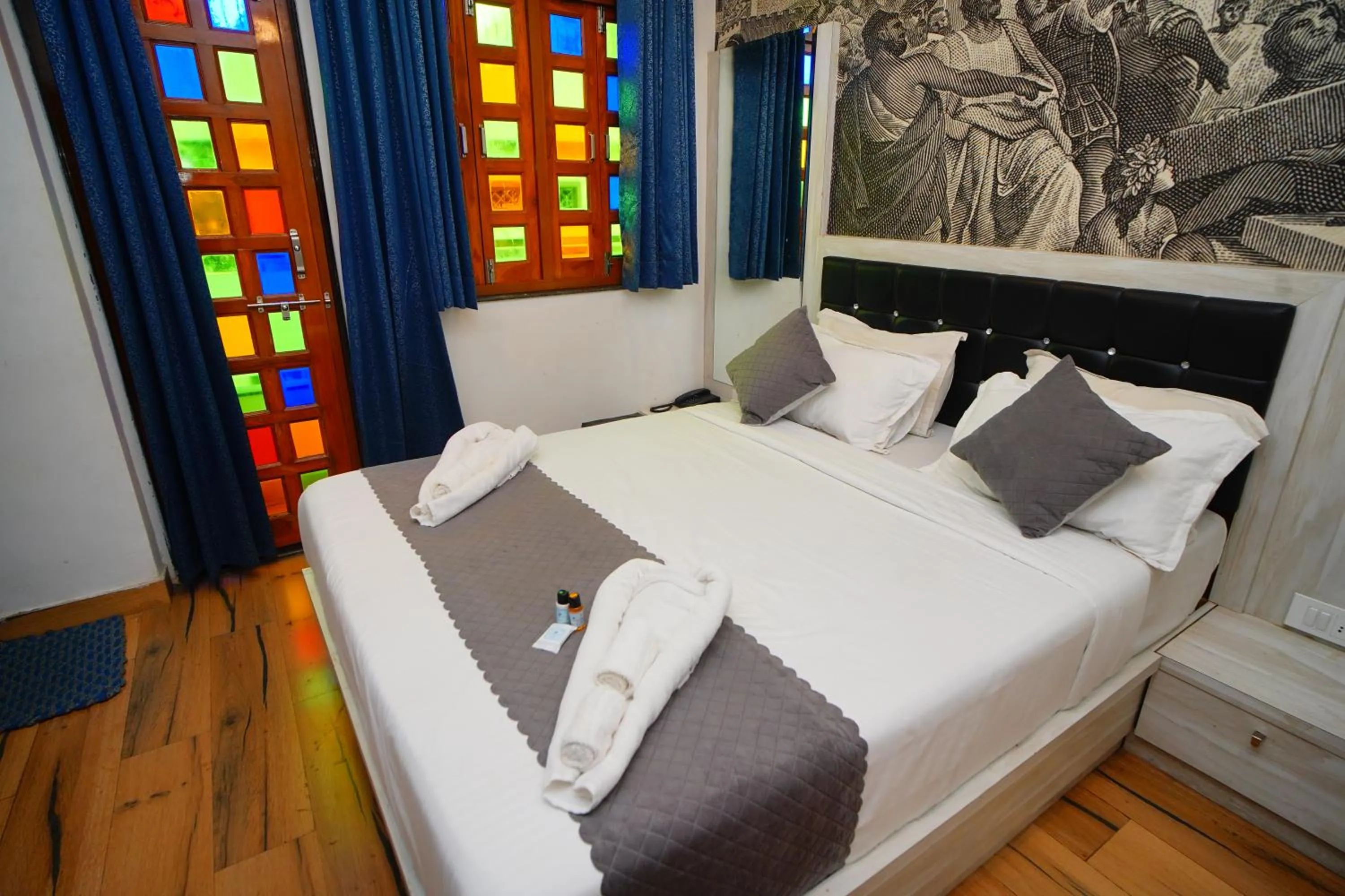 Bedroom, Bed in Hotel Lake Bridge