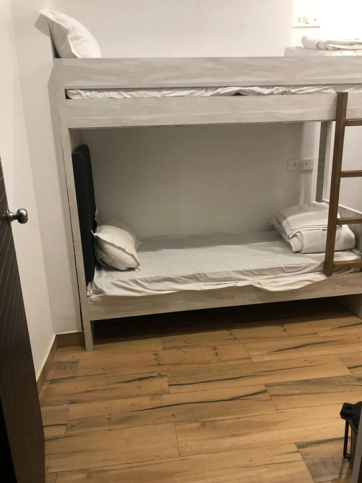 bunk bed, Bed in Hotel Lake Bridge