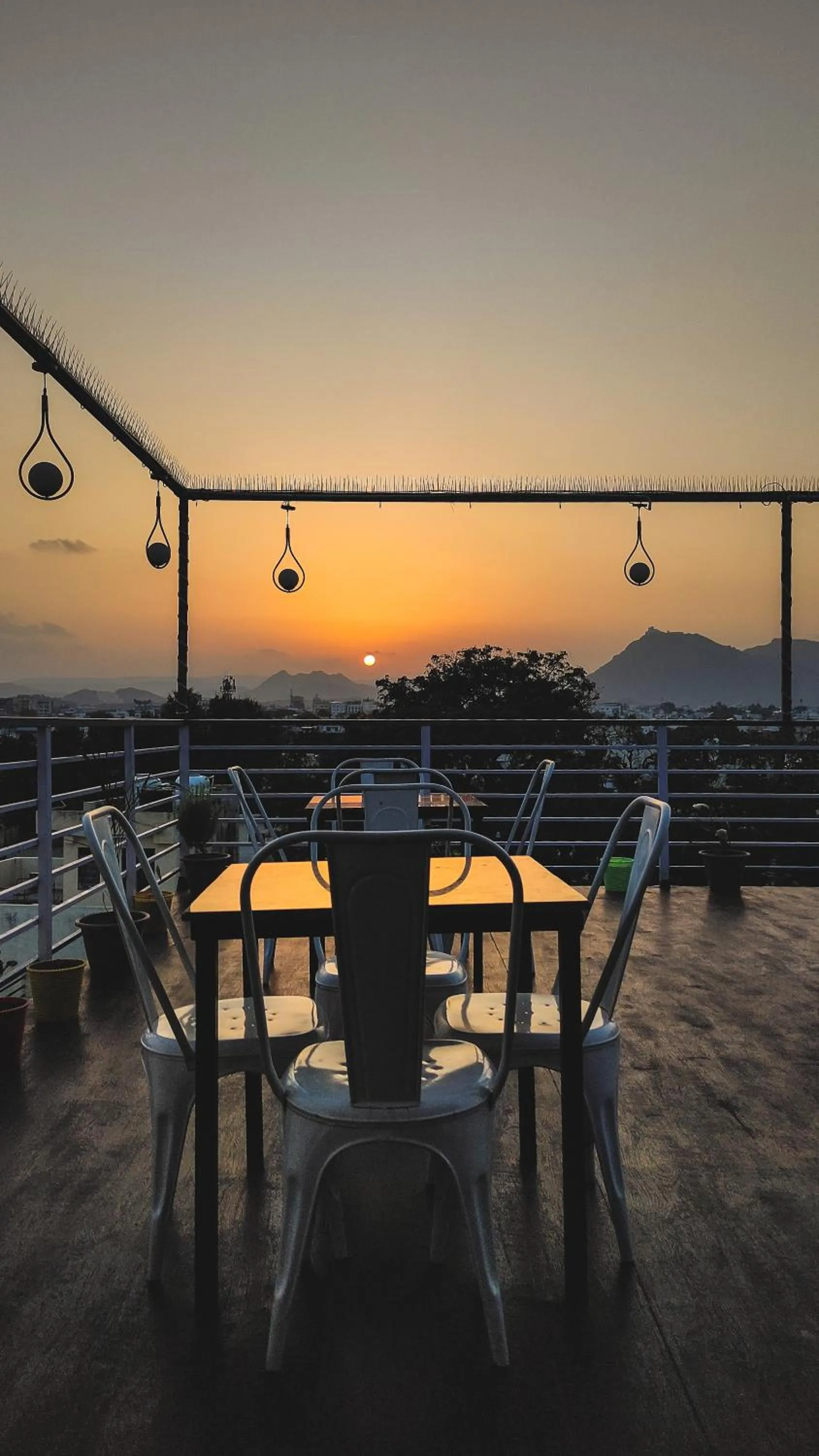 Natural landscape in Hotel Lake Bridge