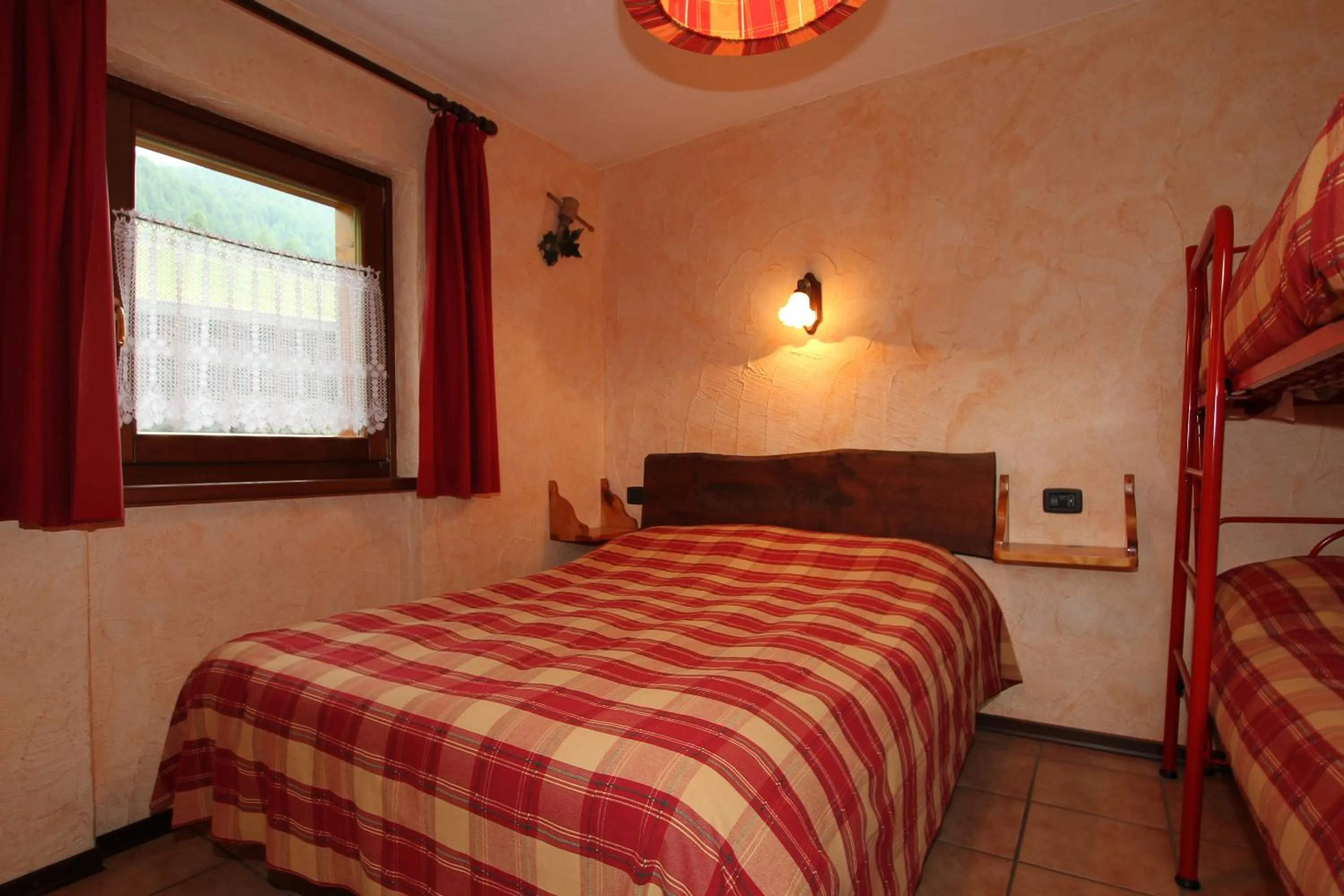 Bedroom, Bed in Residence Trompe-L'oeil