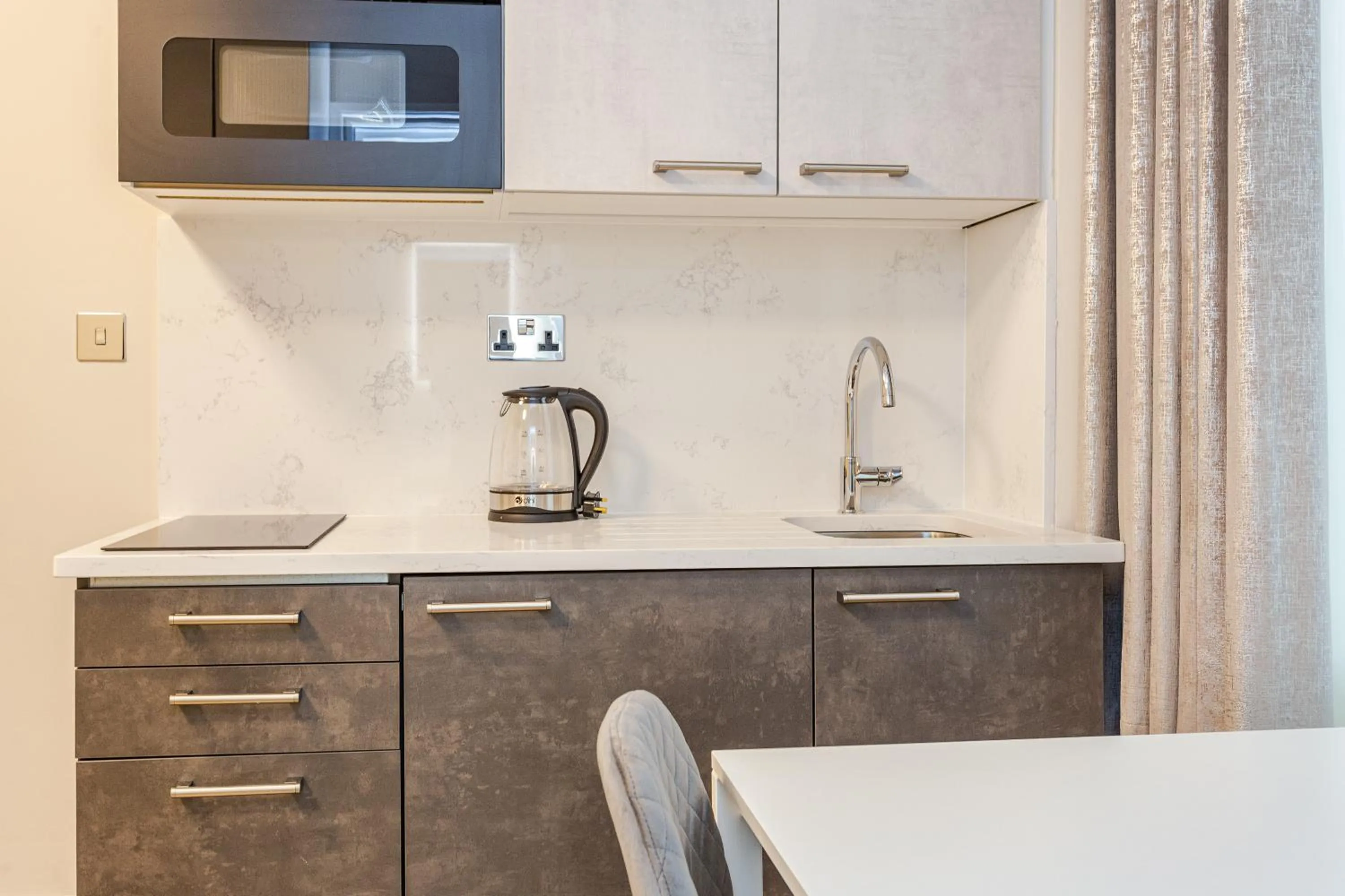 Kitchen or kitchenette in Cleveland Residences Kensington