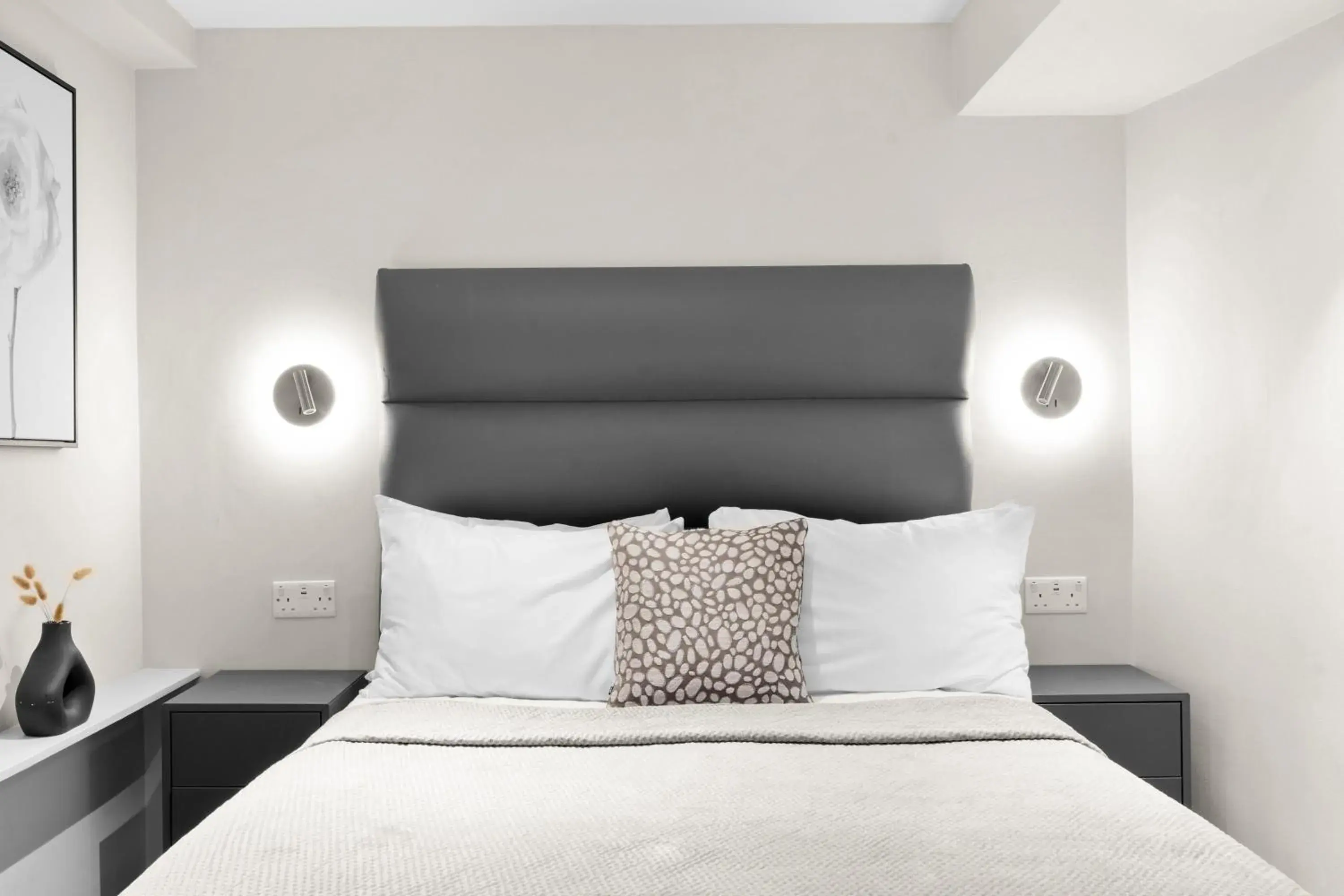 Bed in Cleveland Residences Kensington Bed in Cleveland Residences Kensington