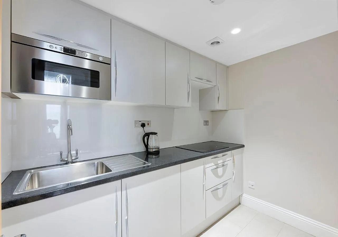 Kitchen or kitchenette in Cleveland Residences Kensington