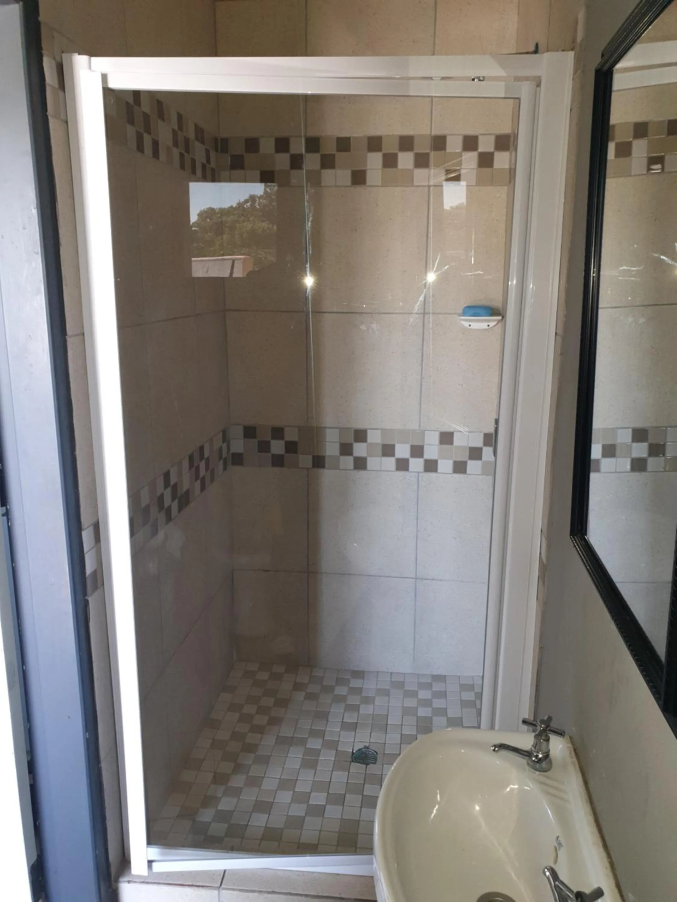 Shower in Platinum Guest lodge Germiston