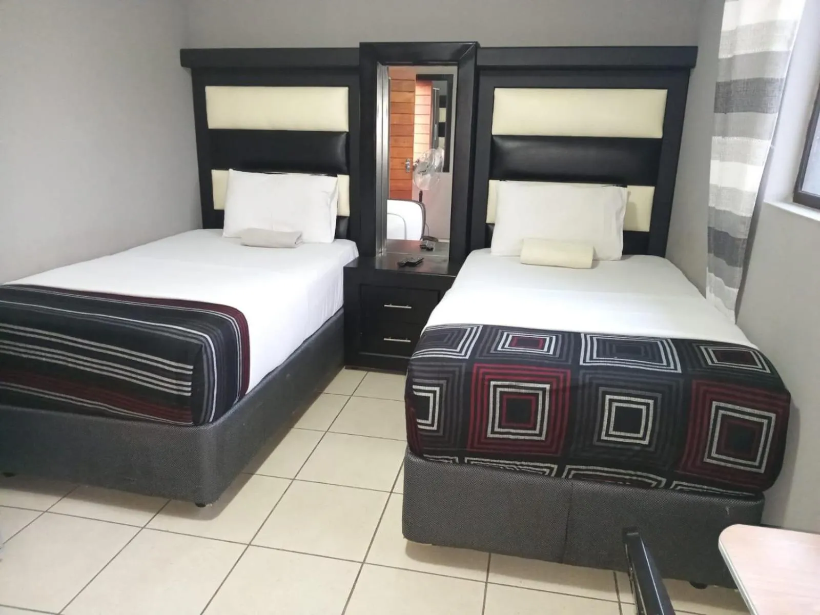 Photo of the whole room, Bed in Platinum Guest lodge Germiston