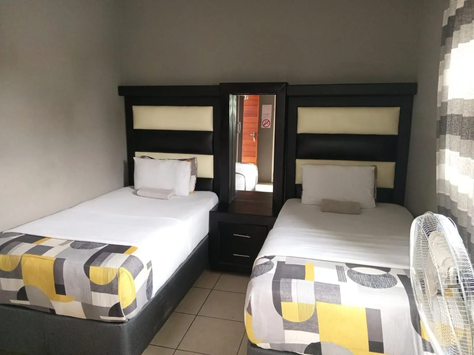 Bed in Platinum Guest lodge Germiston
