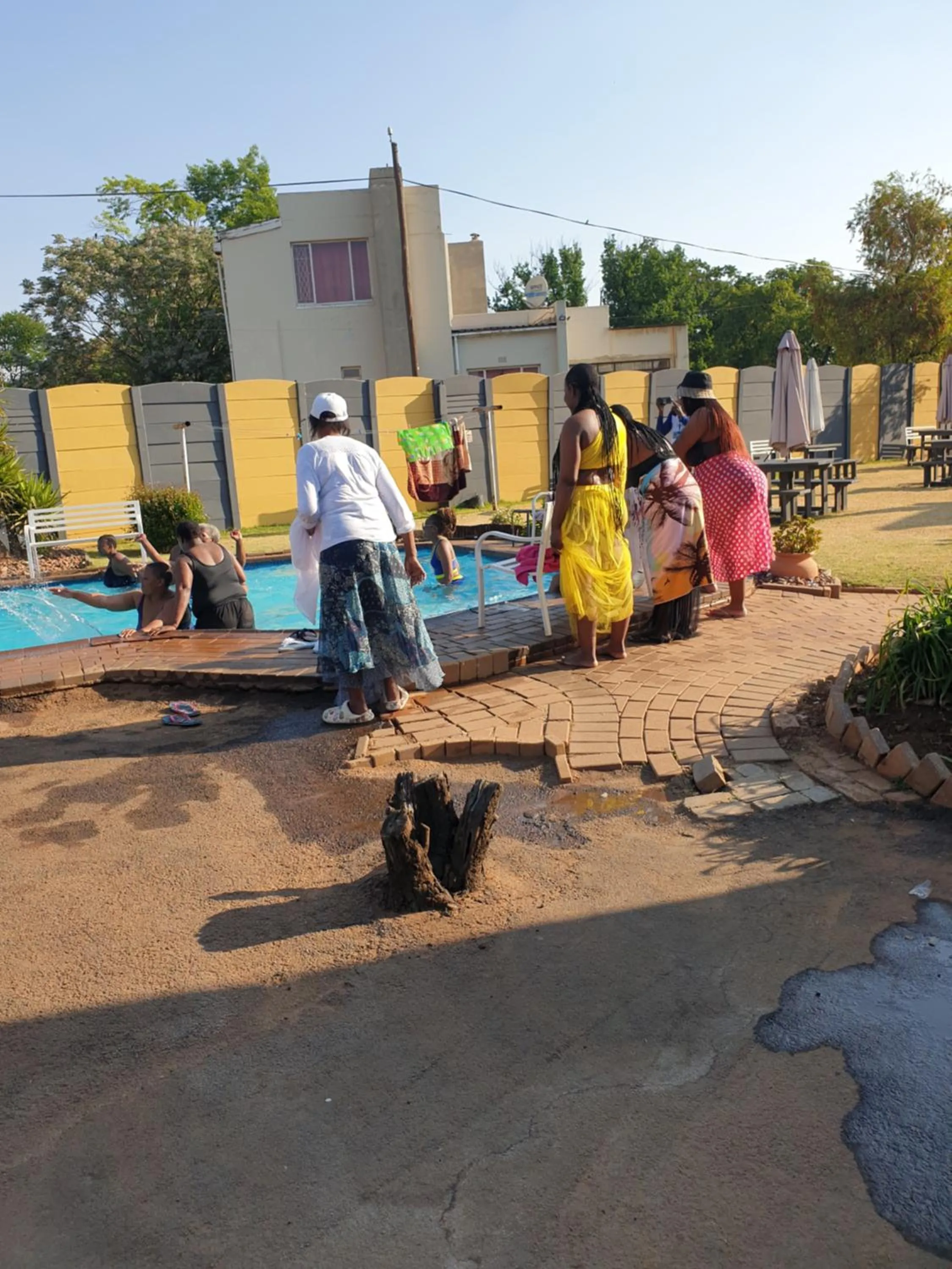 group of guests in Platinum Guest lodge Germiston