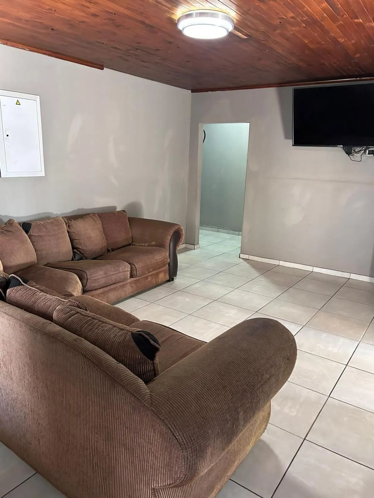 Living room in Platinum Guest lodge Germiston