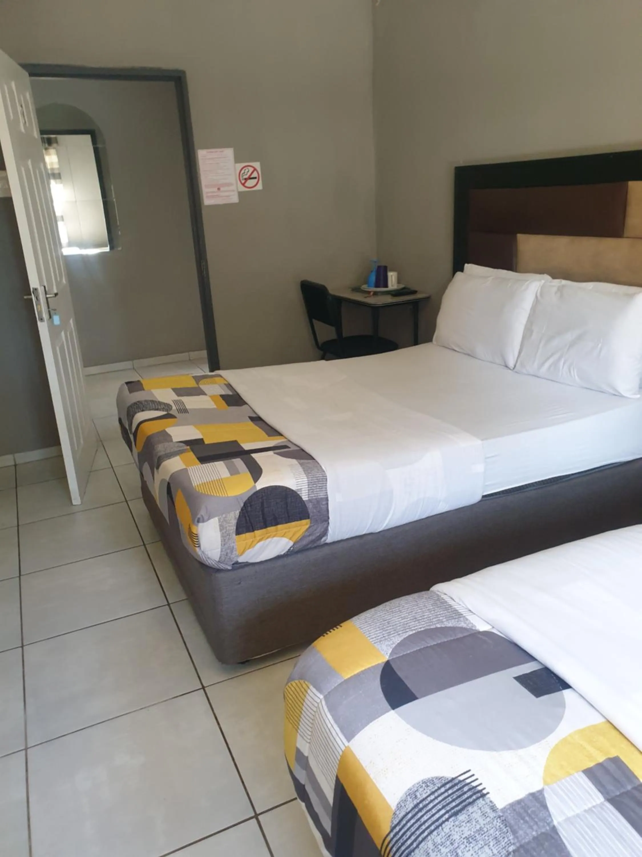 Bedroom, Bed in Platinum Guest lodge Germiston
