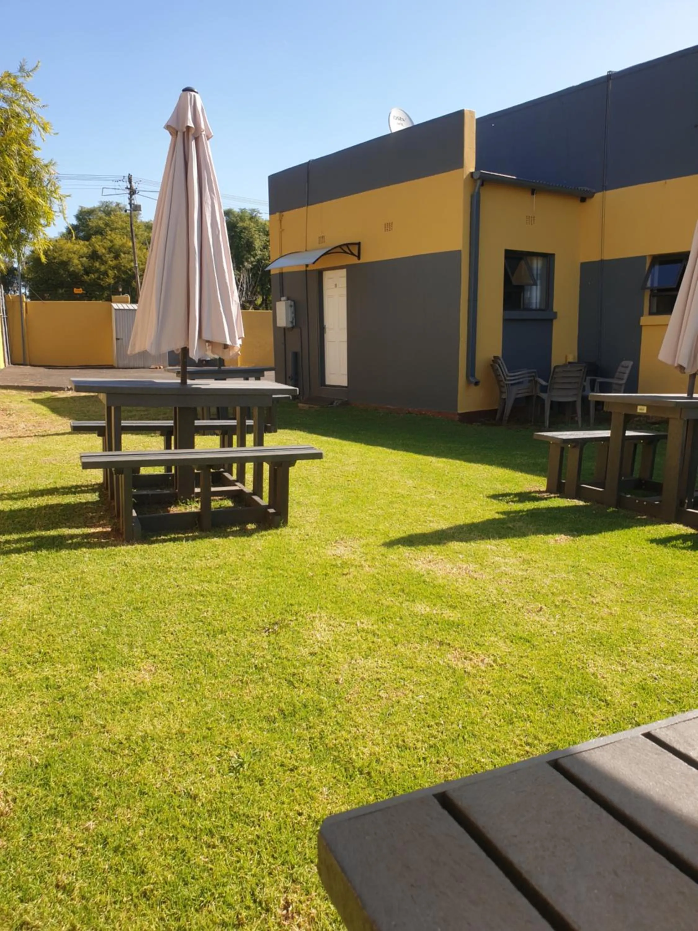 Patio in Platinum Guest lodge Germiston