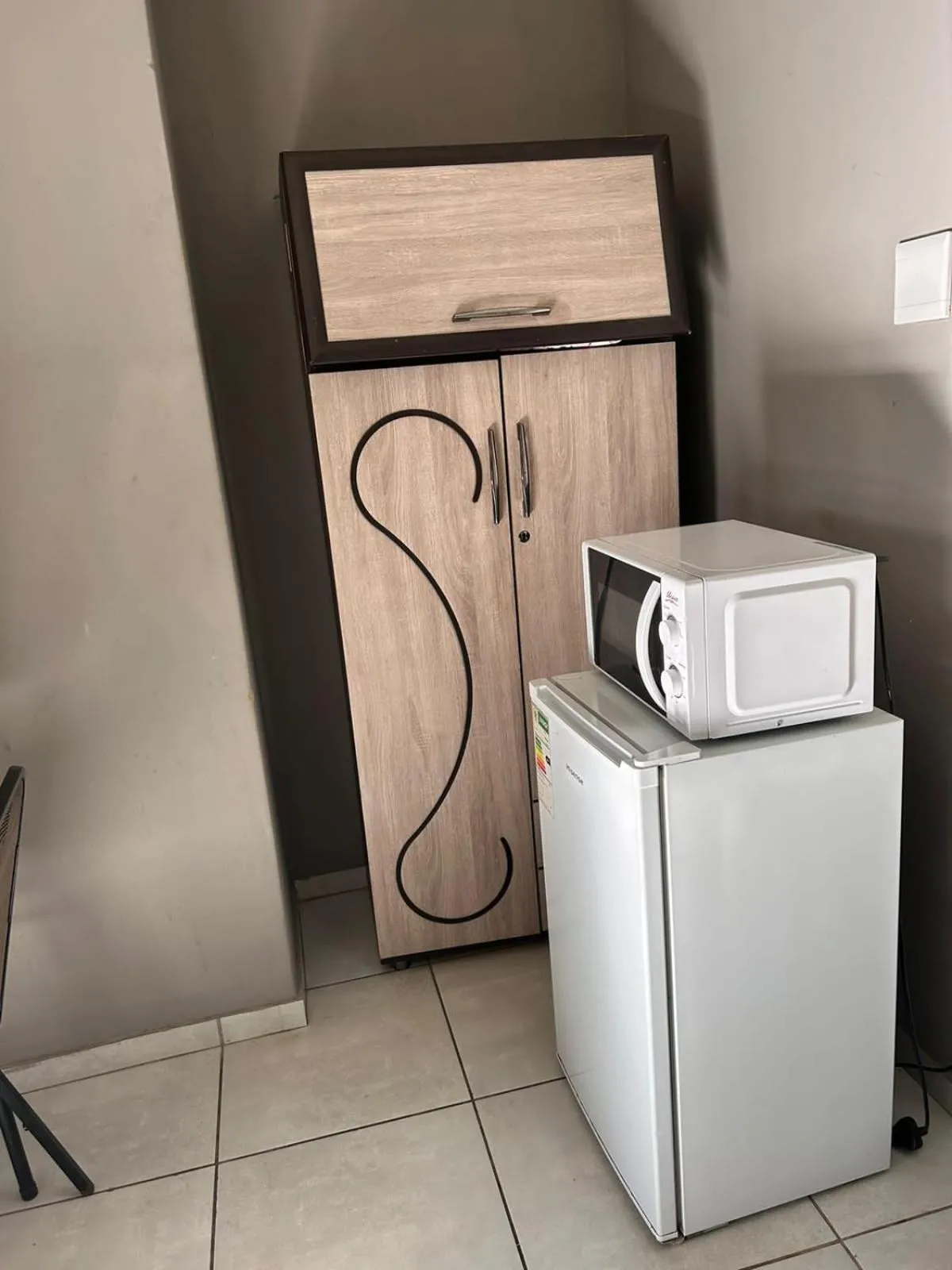 oven in Platinum Guest lodge Germiston