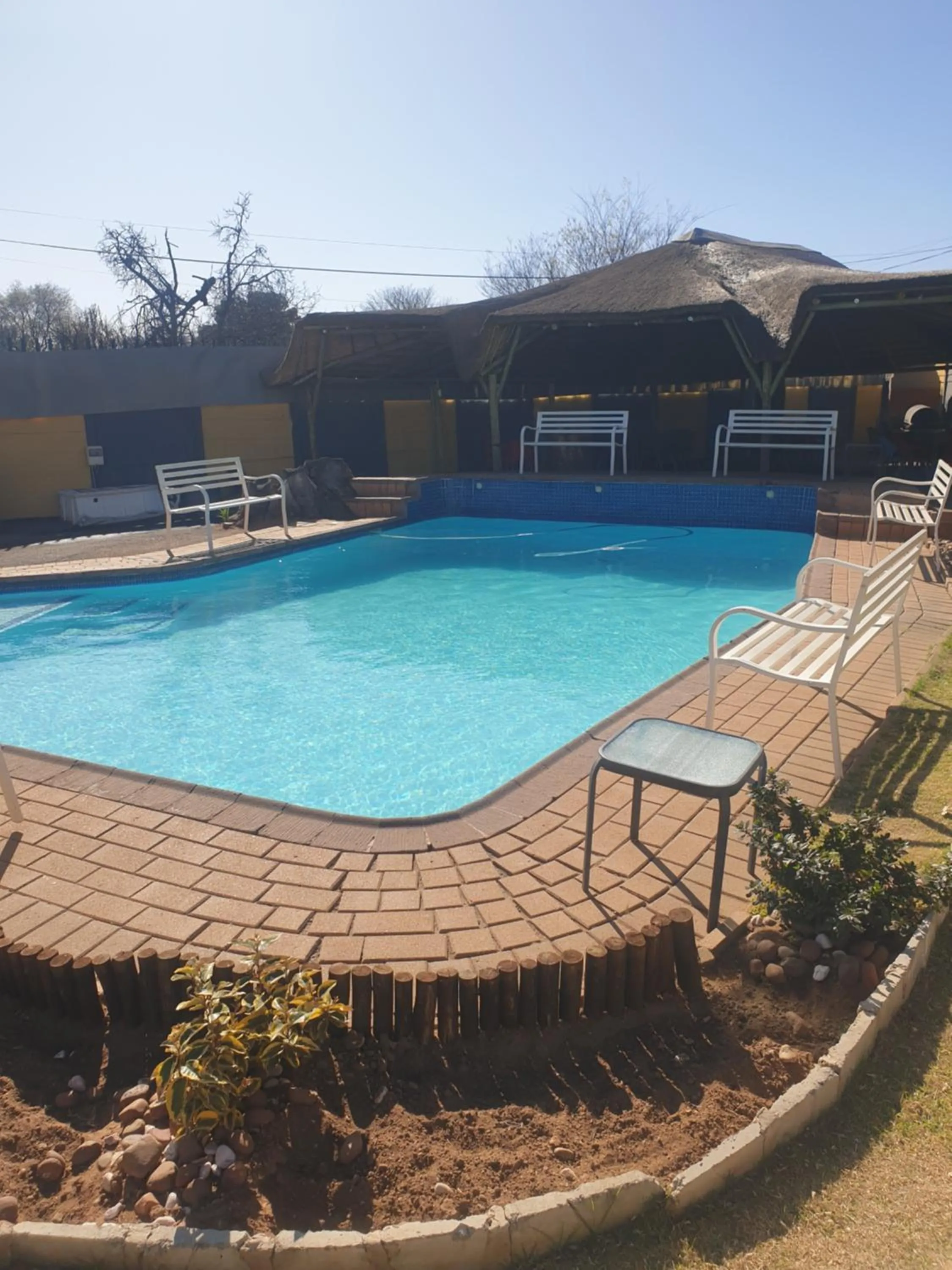 Swimming pool in Platinum Guest lodge Germiston