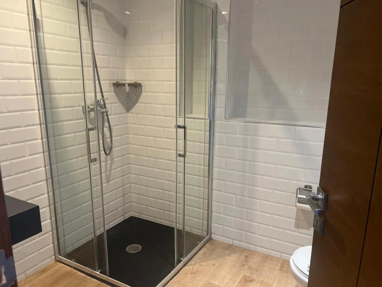 Shower in Tanger App Hotel