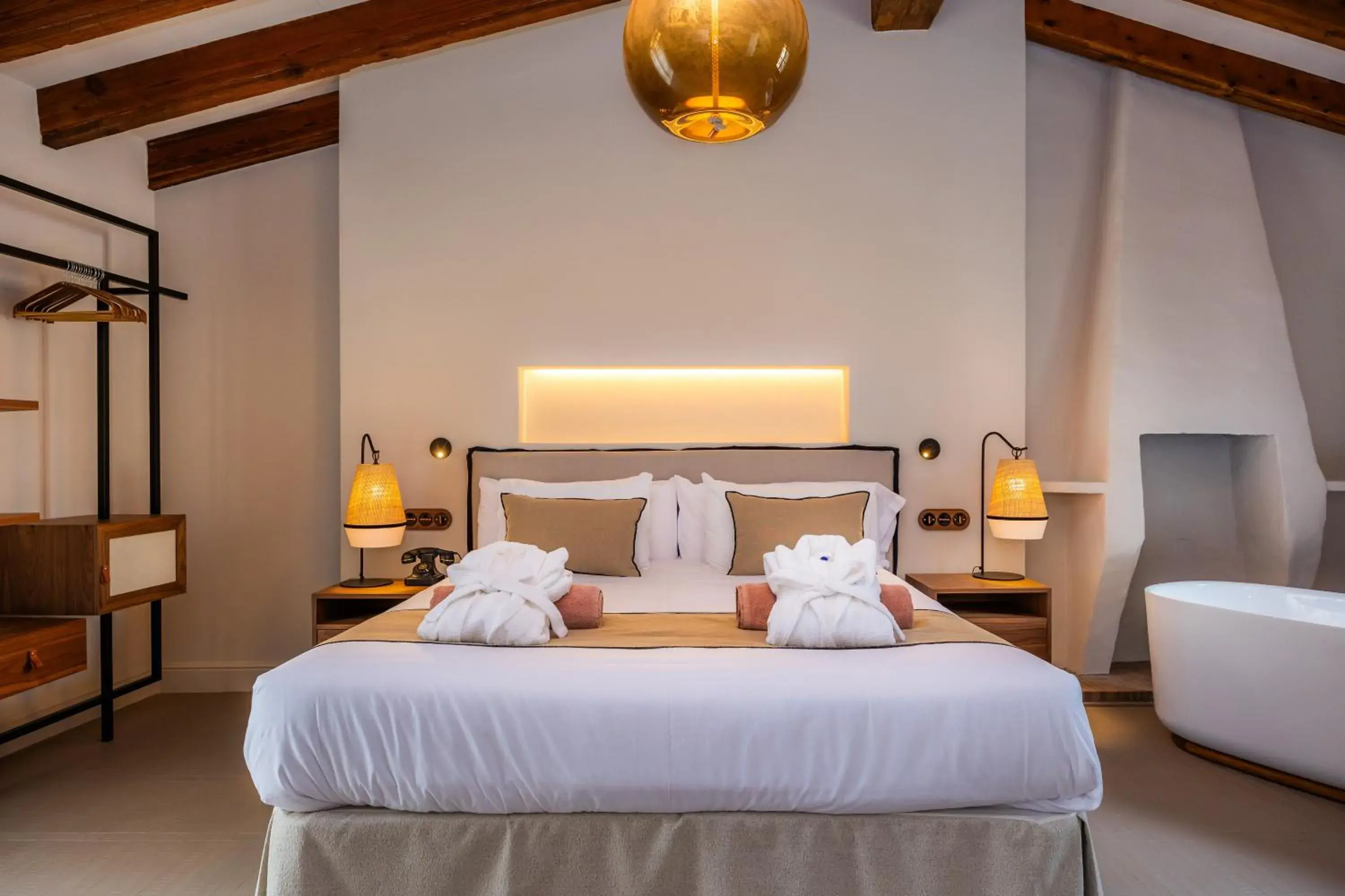 Junior Suite with Pool View in Juz de Yartan Art Hotel - Adults Only Junior Suite with Pool View in Juz de Yartan Art Hotel - Adults Only