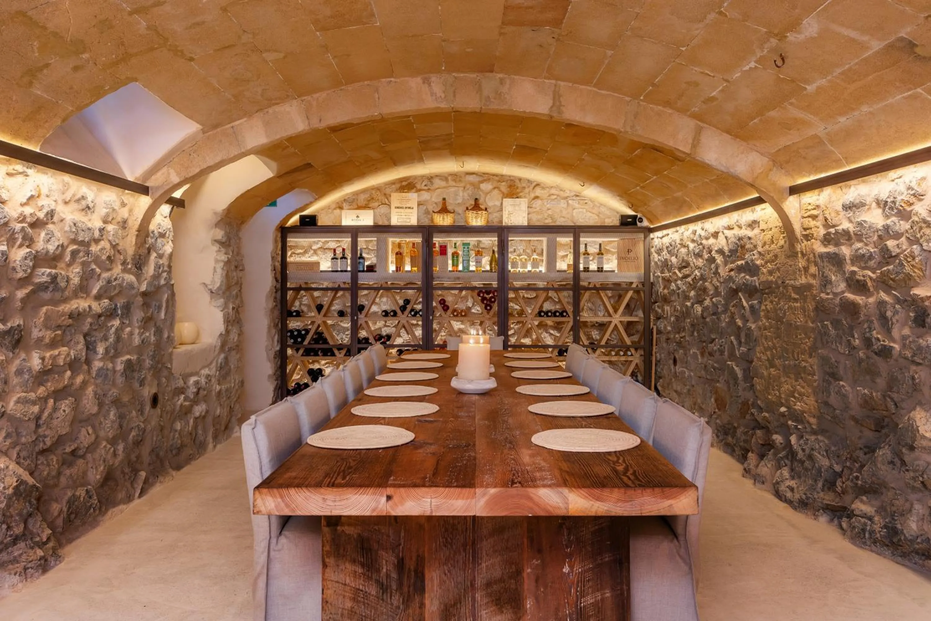 Restaurant/places to eat in Juz de Yartan Art Hotel - Adults Only