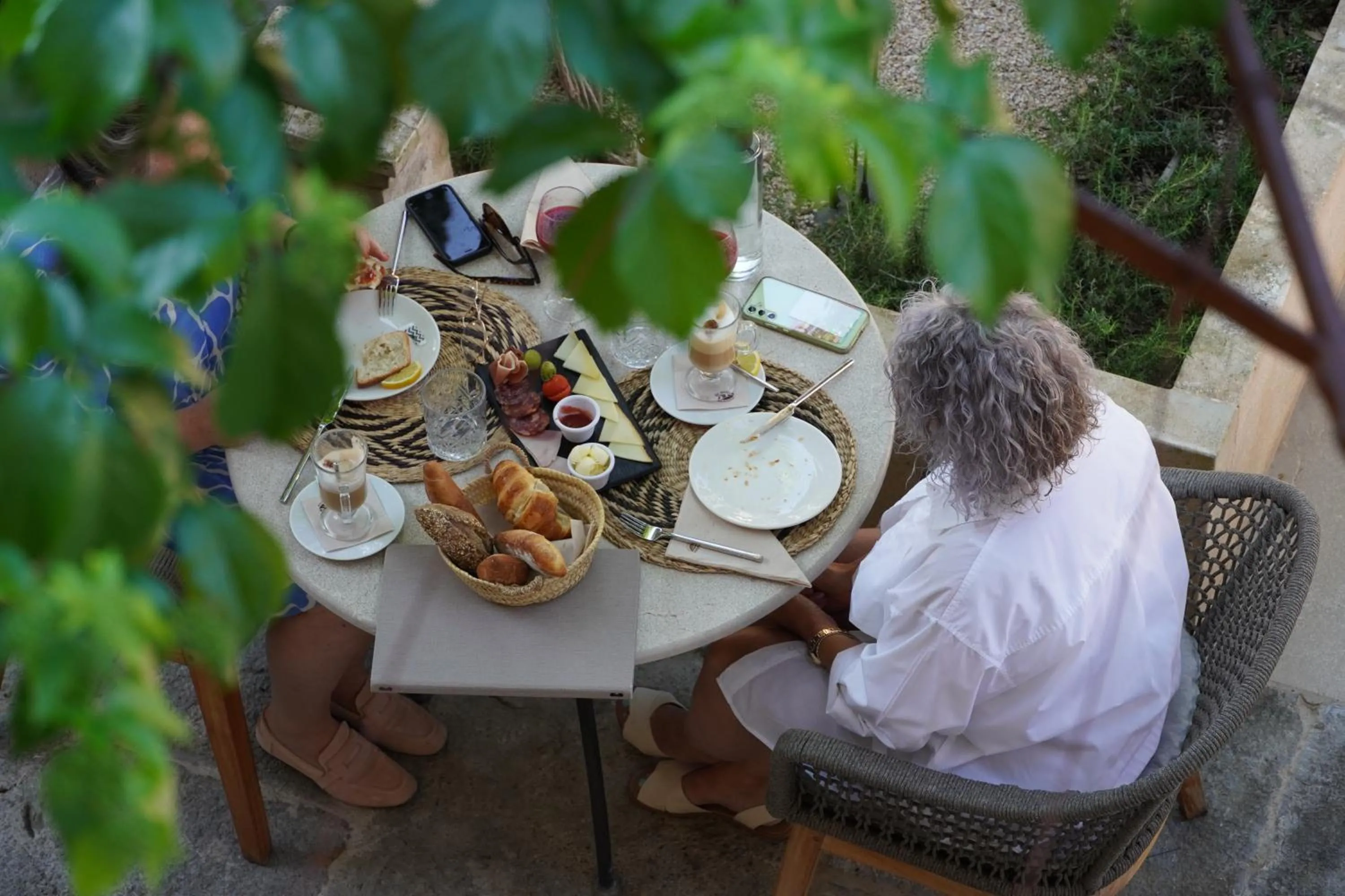 Restaurant/places to eat in Juz de Yartan Art Hotel - Adults Only
