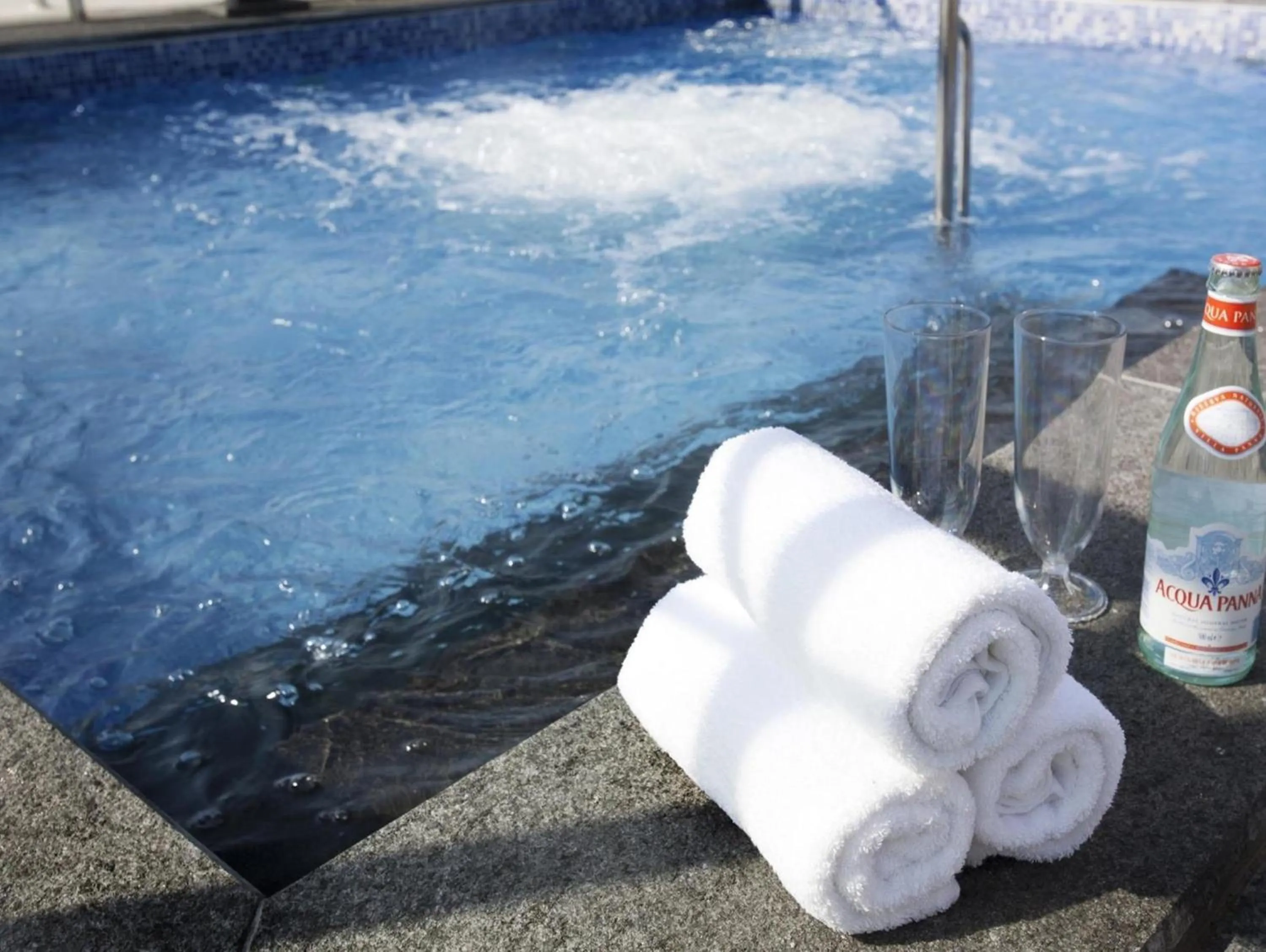 Swimming pool in LOTTE CITY HOTEL Jeju Airport