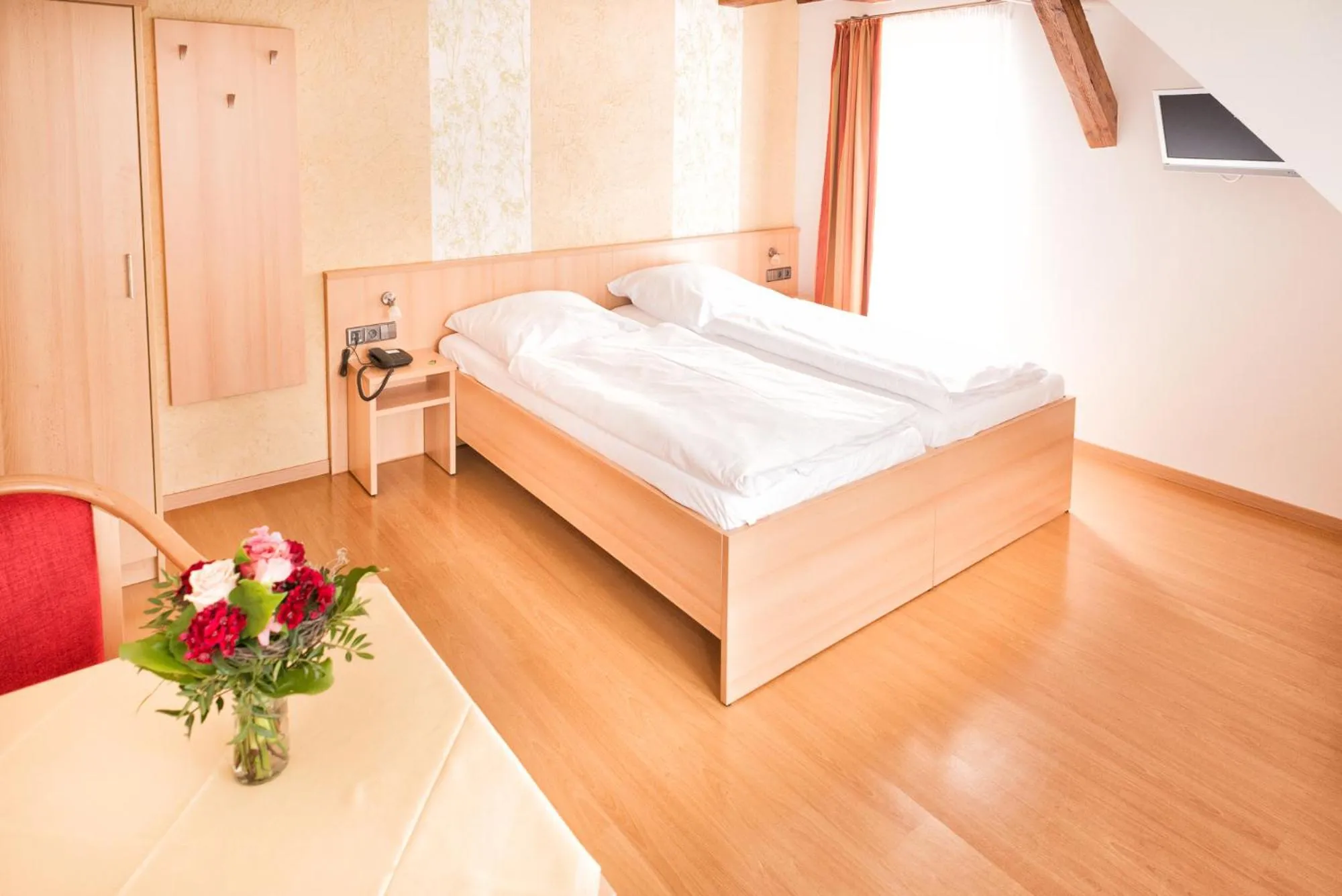 Photo of the whole room, Bed in Gasthof zum Lamm