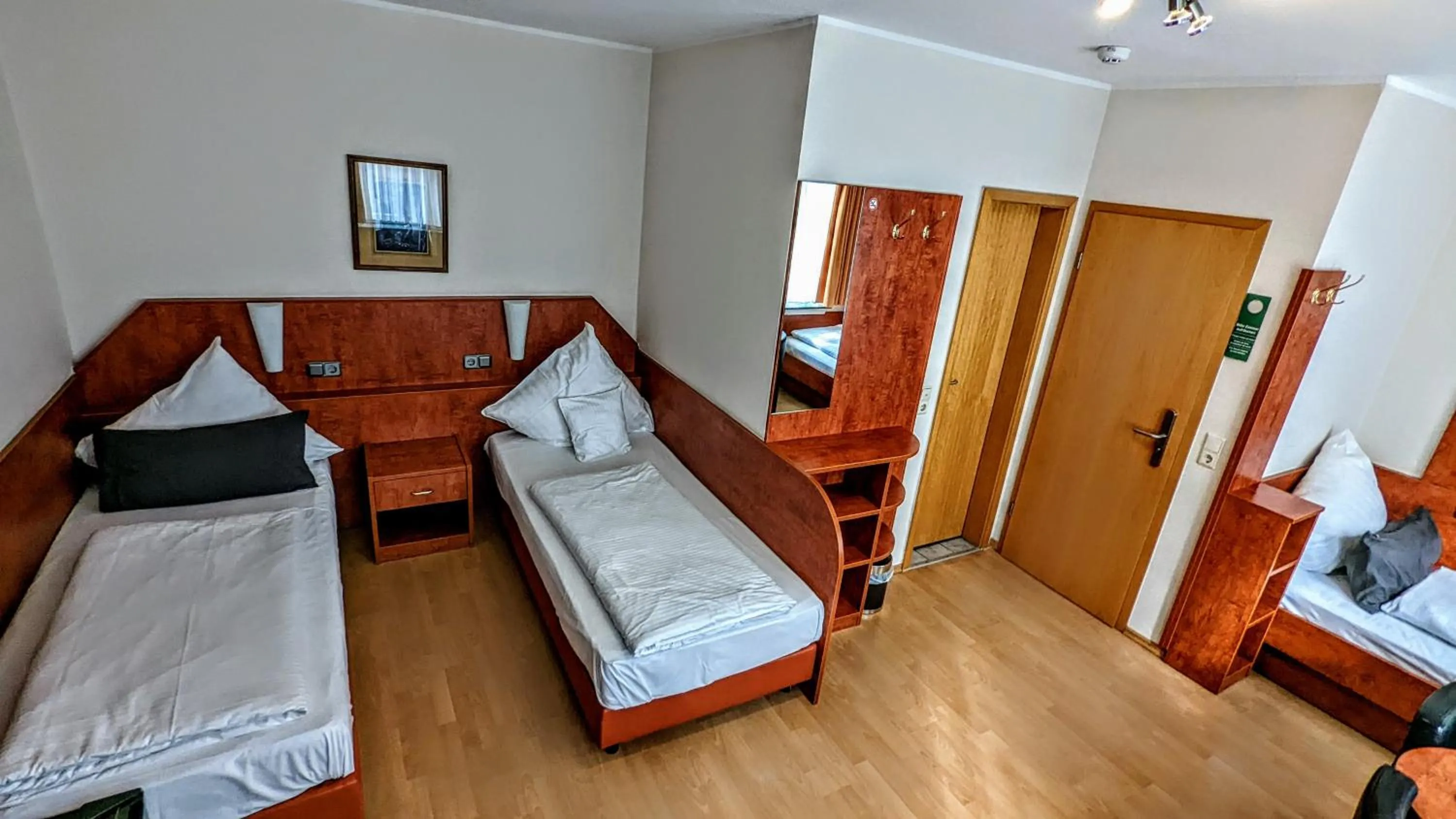 Bed in Hotel am Rathaus