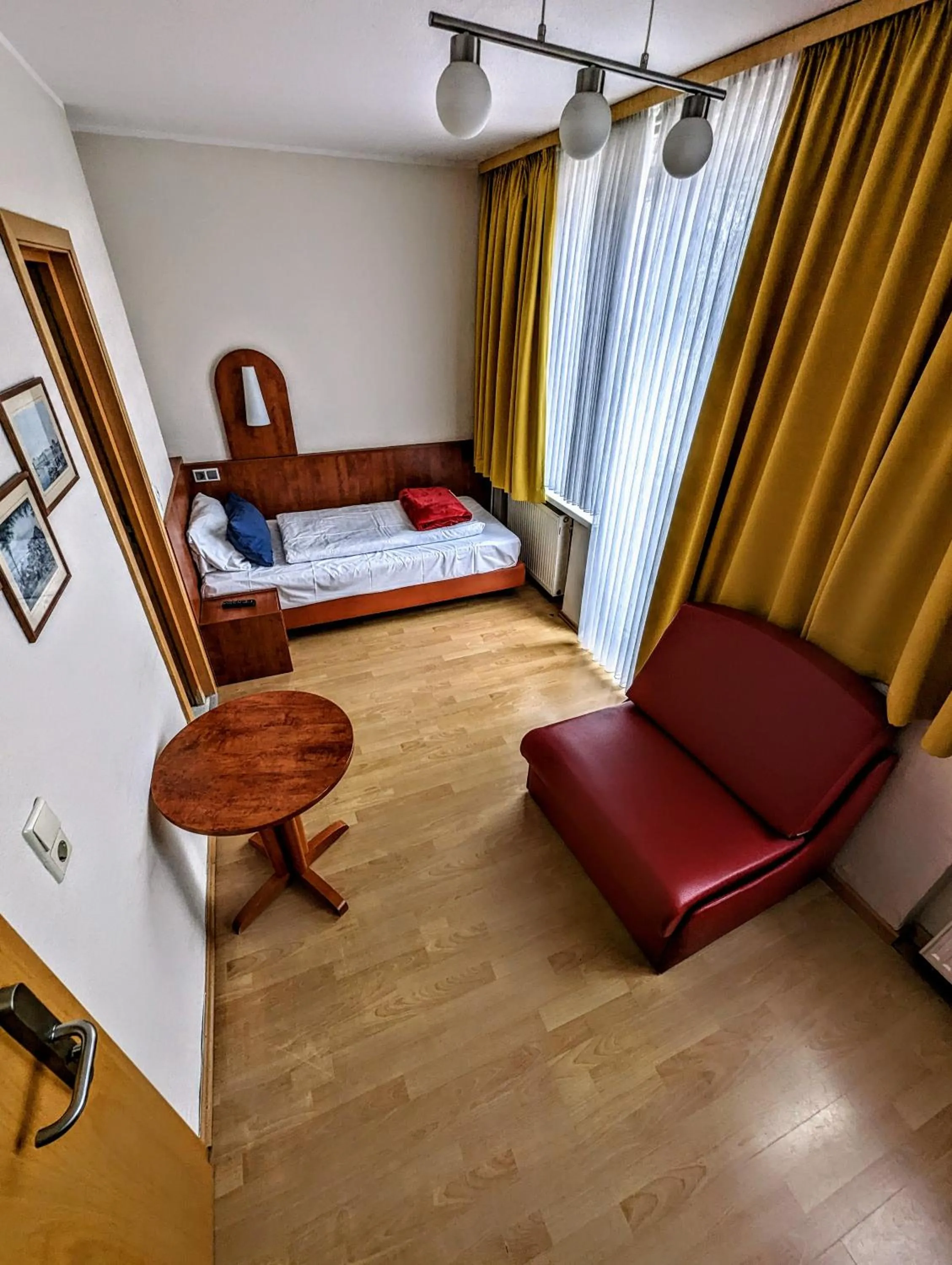 Bed in Hotel am Rathaus