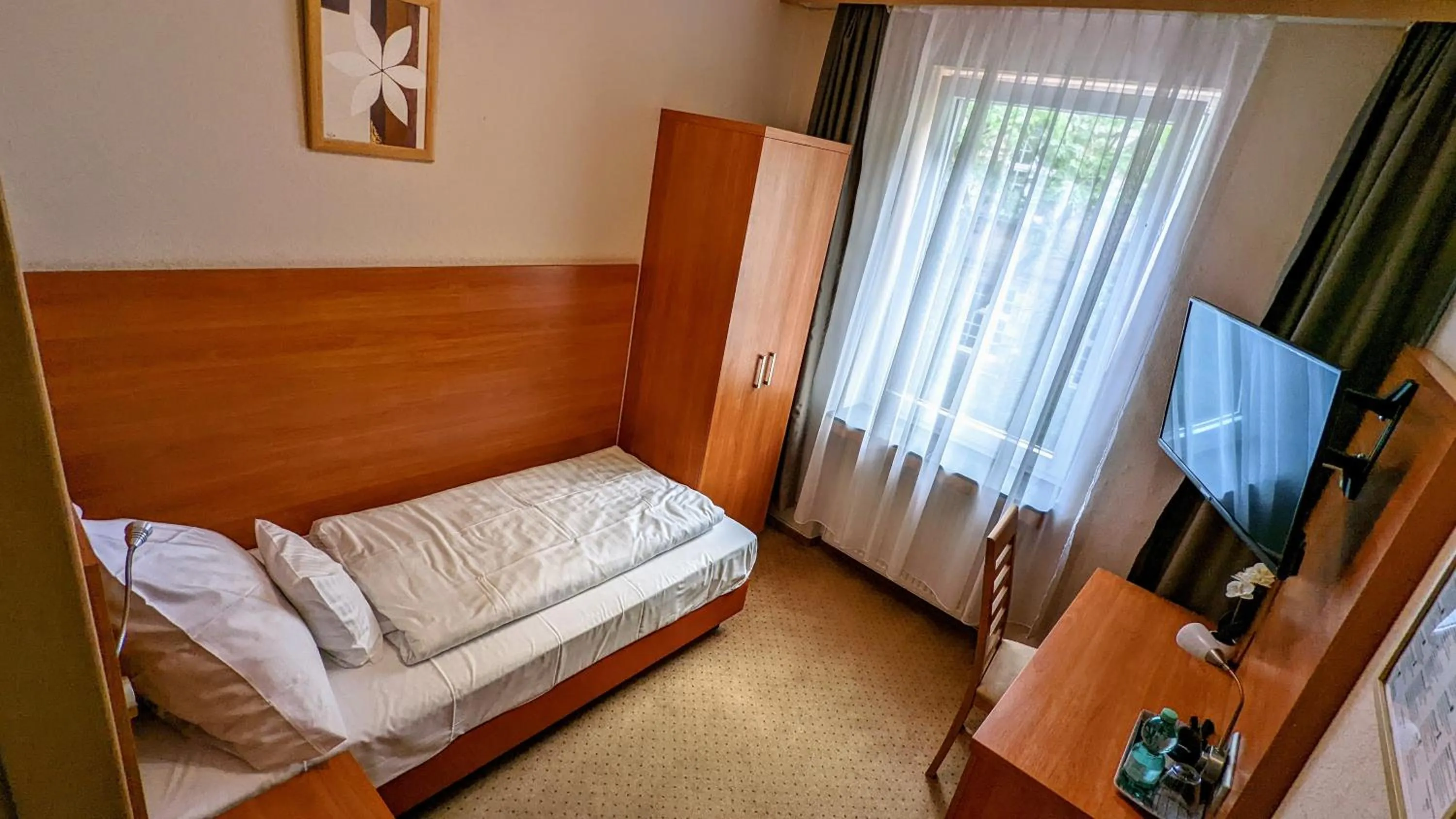 Bed in Hotel am Rathaus