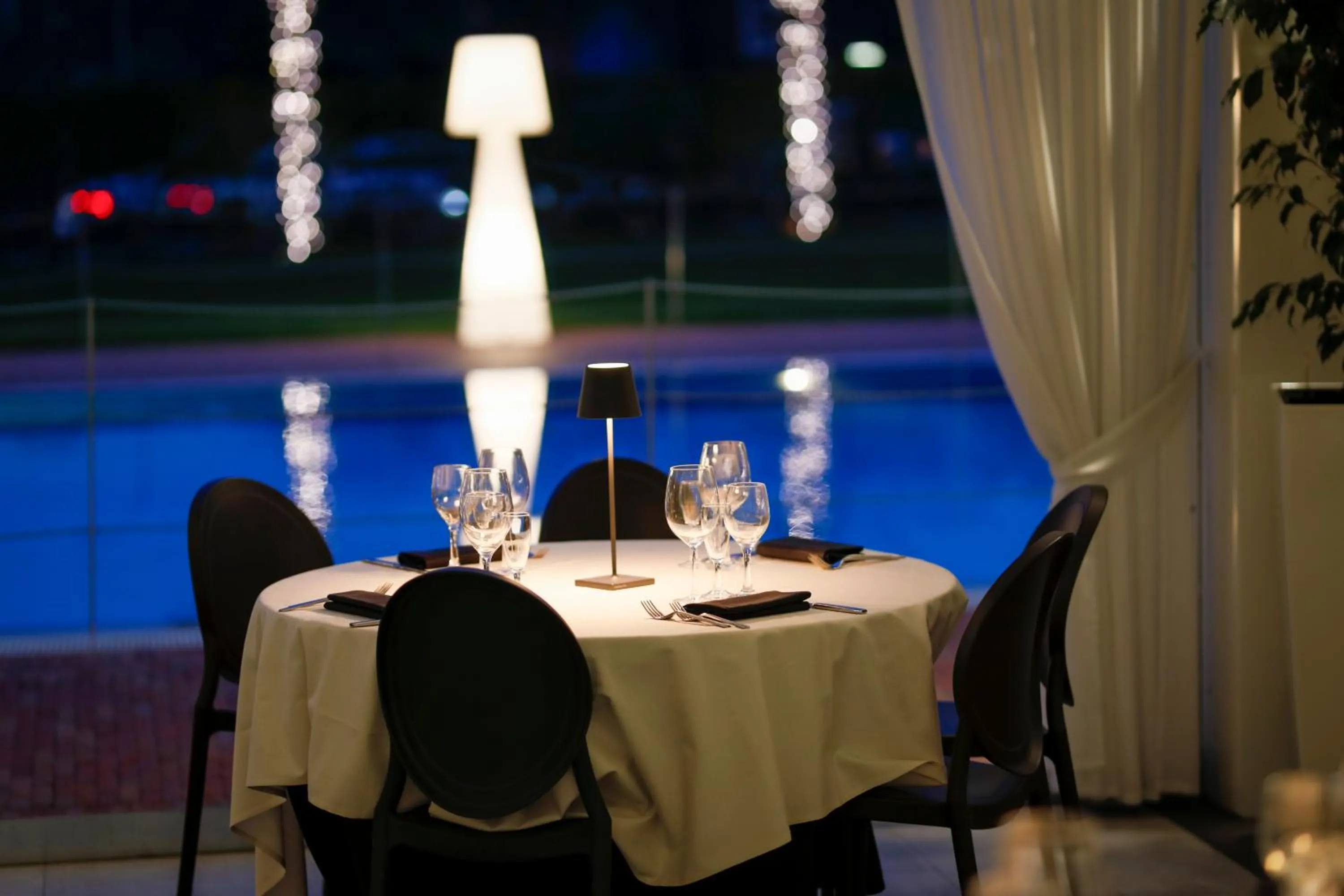 Restaurant/places to eat in The Sydney Hotel