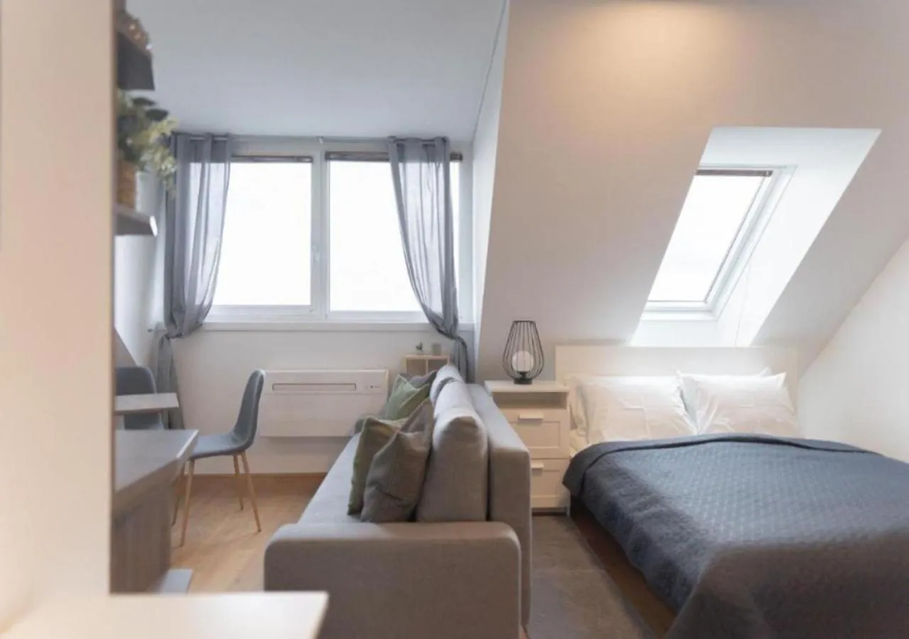 Bed in Hotel Triester