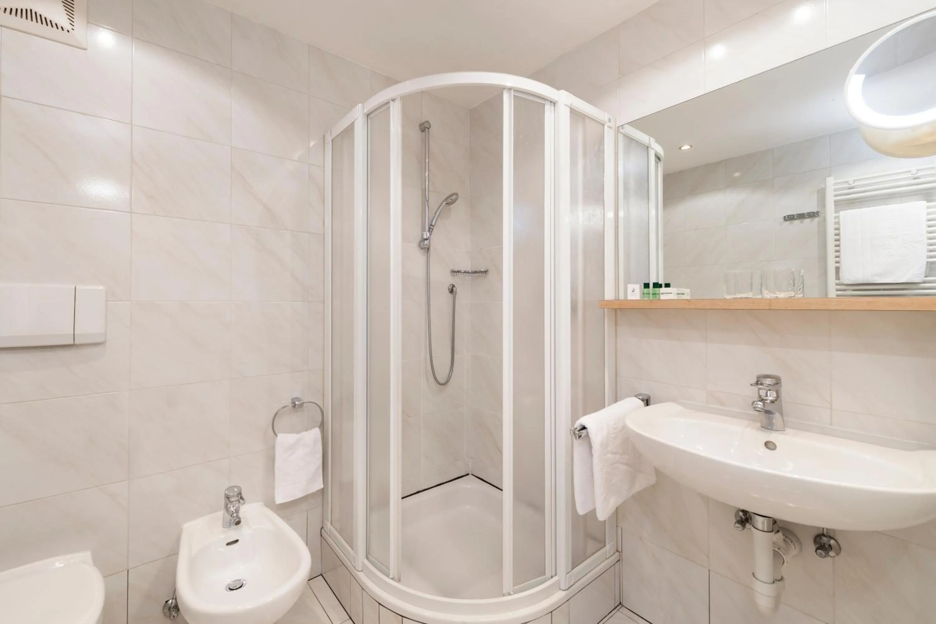 Bathroom in Residence Hotel Gasser