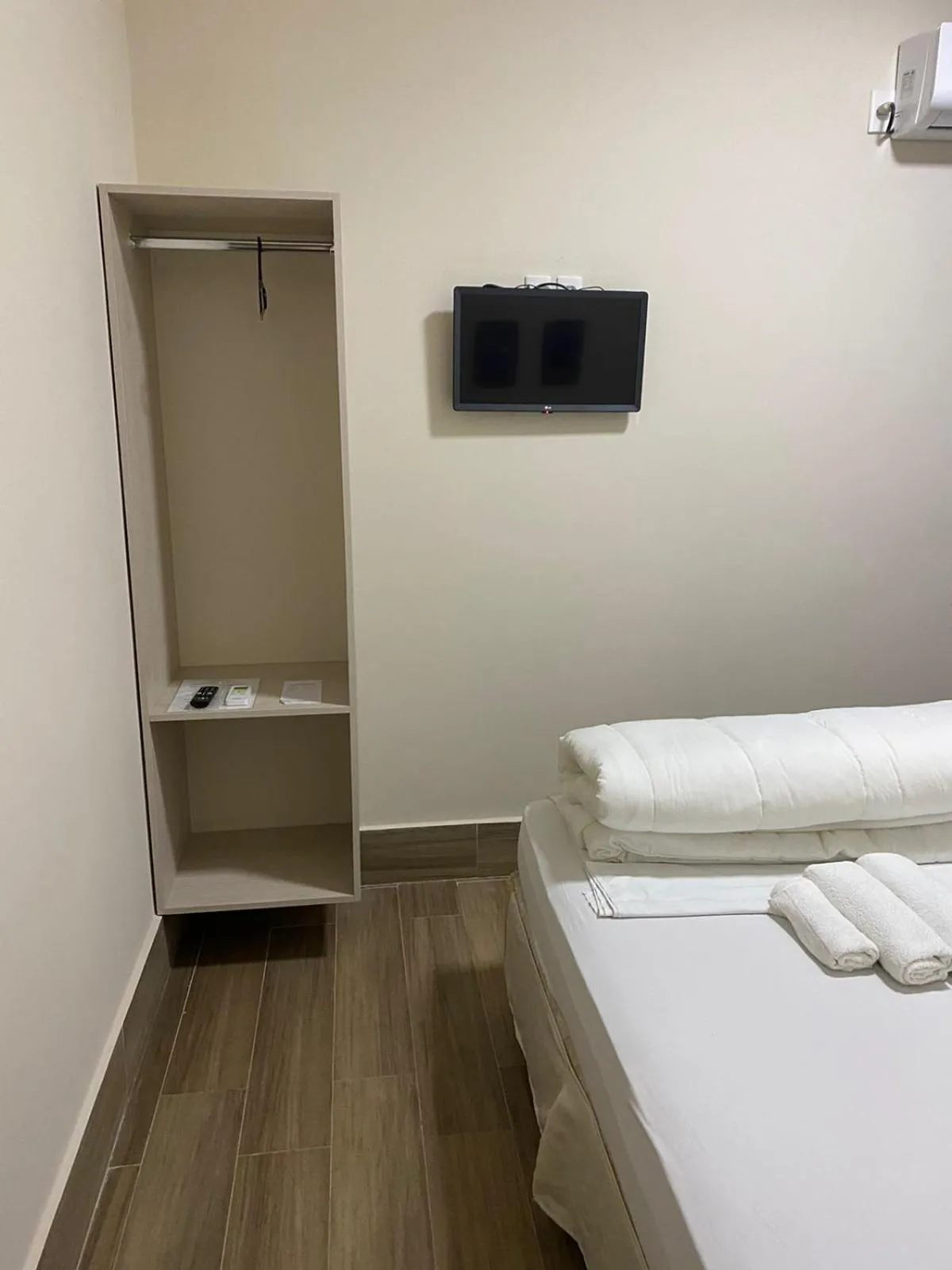 AVENIDA HOTEL DE RESENDE