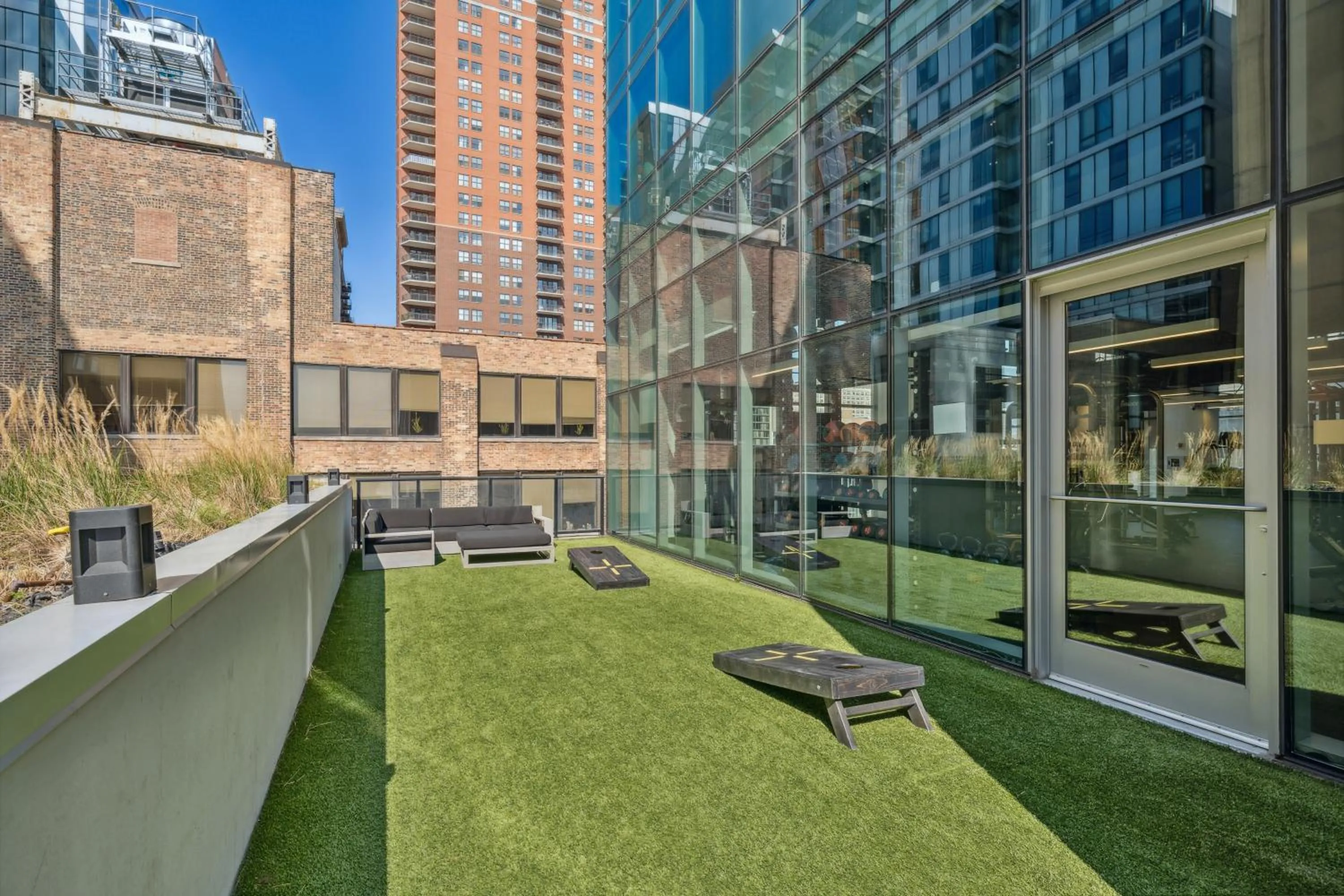 Balcony/Terrace in Sentral Michigan Avenue