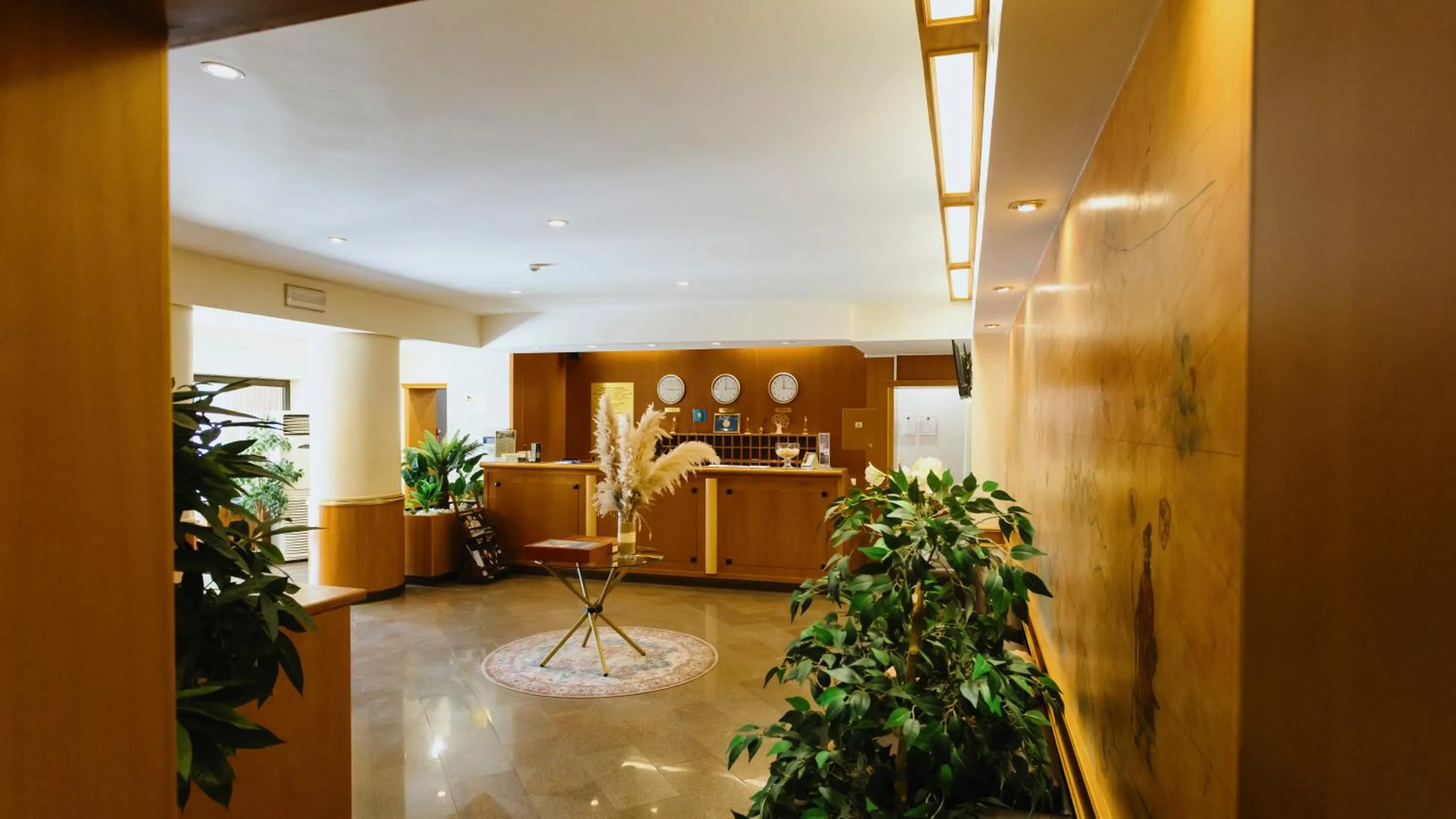 Lobby or reception in Marko Polo Hotel