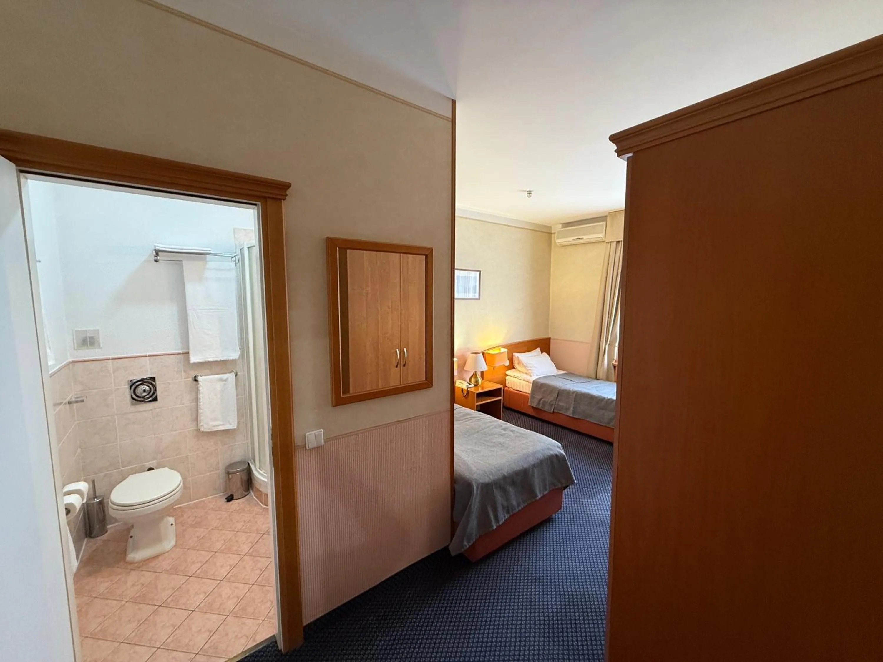 Bedroom, Bed in Marko Polo Hotel